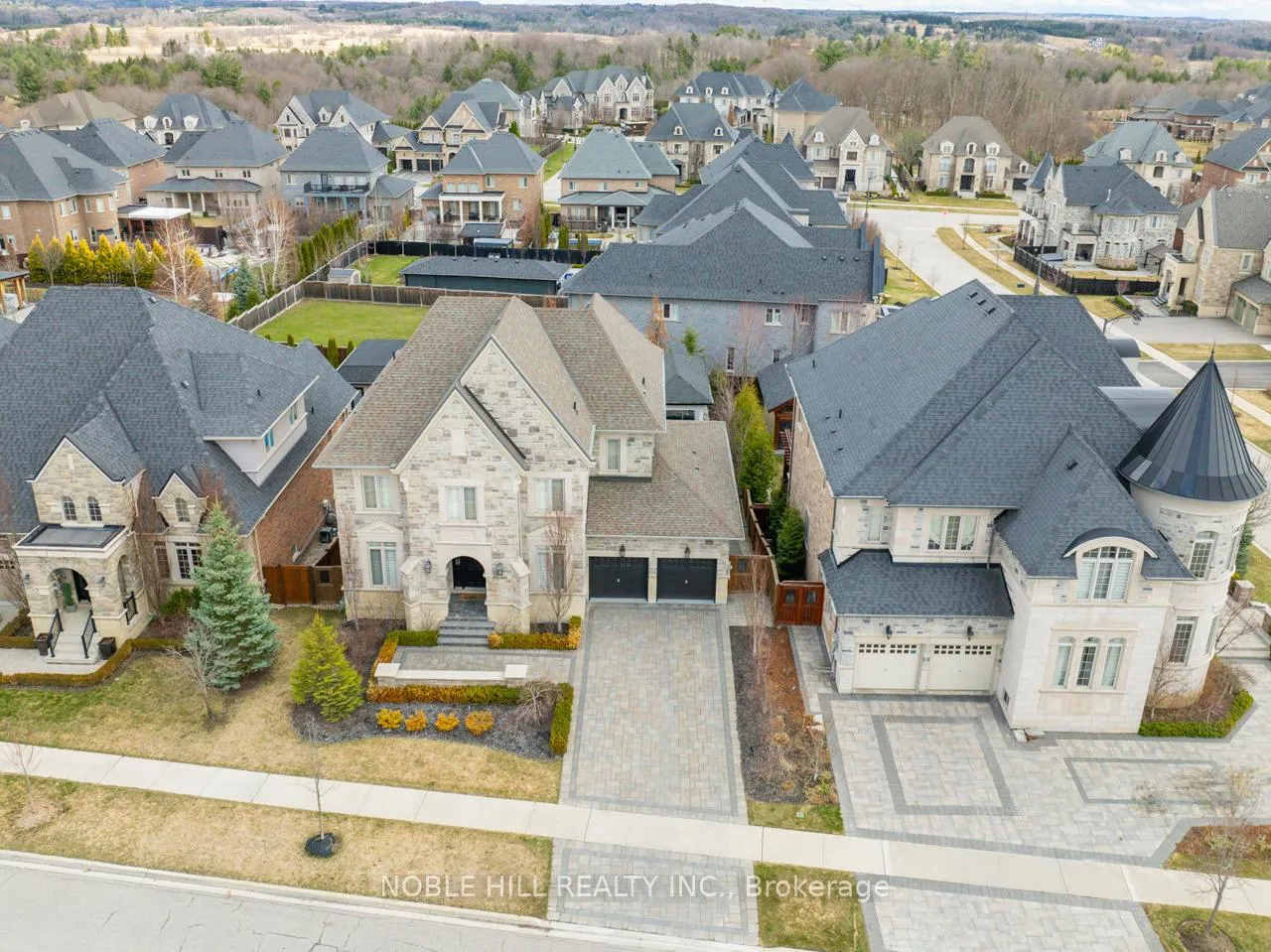 Front of 17 Westbrooke Boulevard
