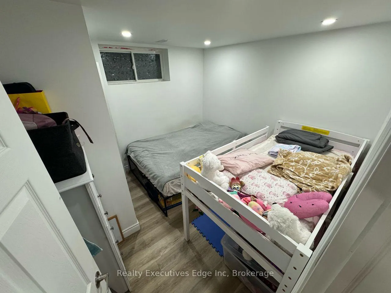 Photo 5 of Unit BASEMENT, B59 Stillwater Street, Kitchener — HOMEH