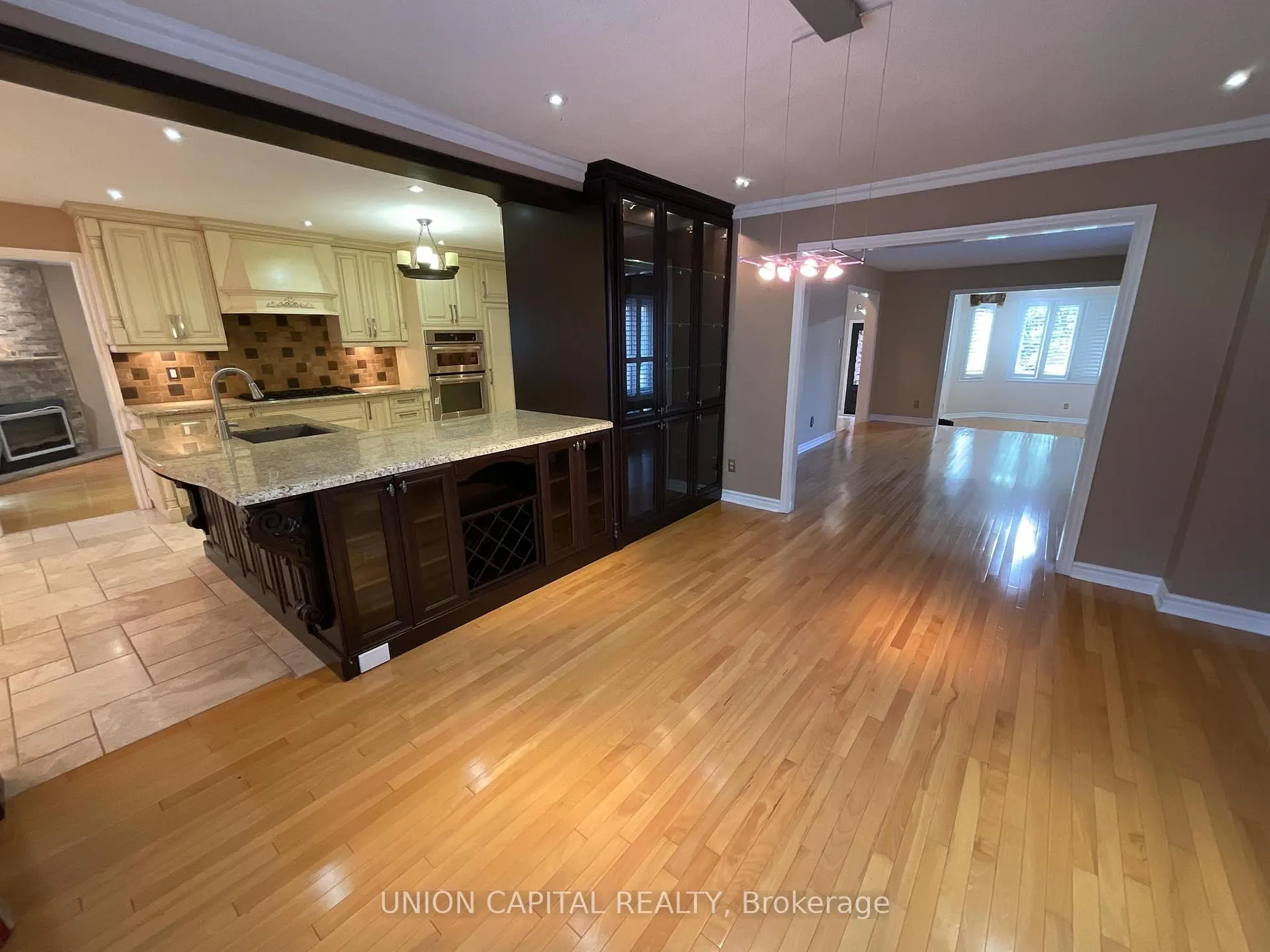 Photo 9 of 60 Brooklyn Crescent, Markham, Markville — HOMEH