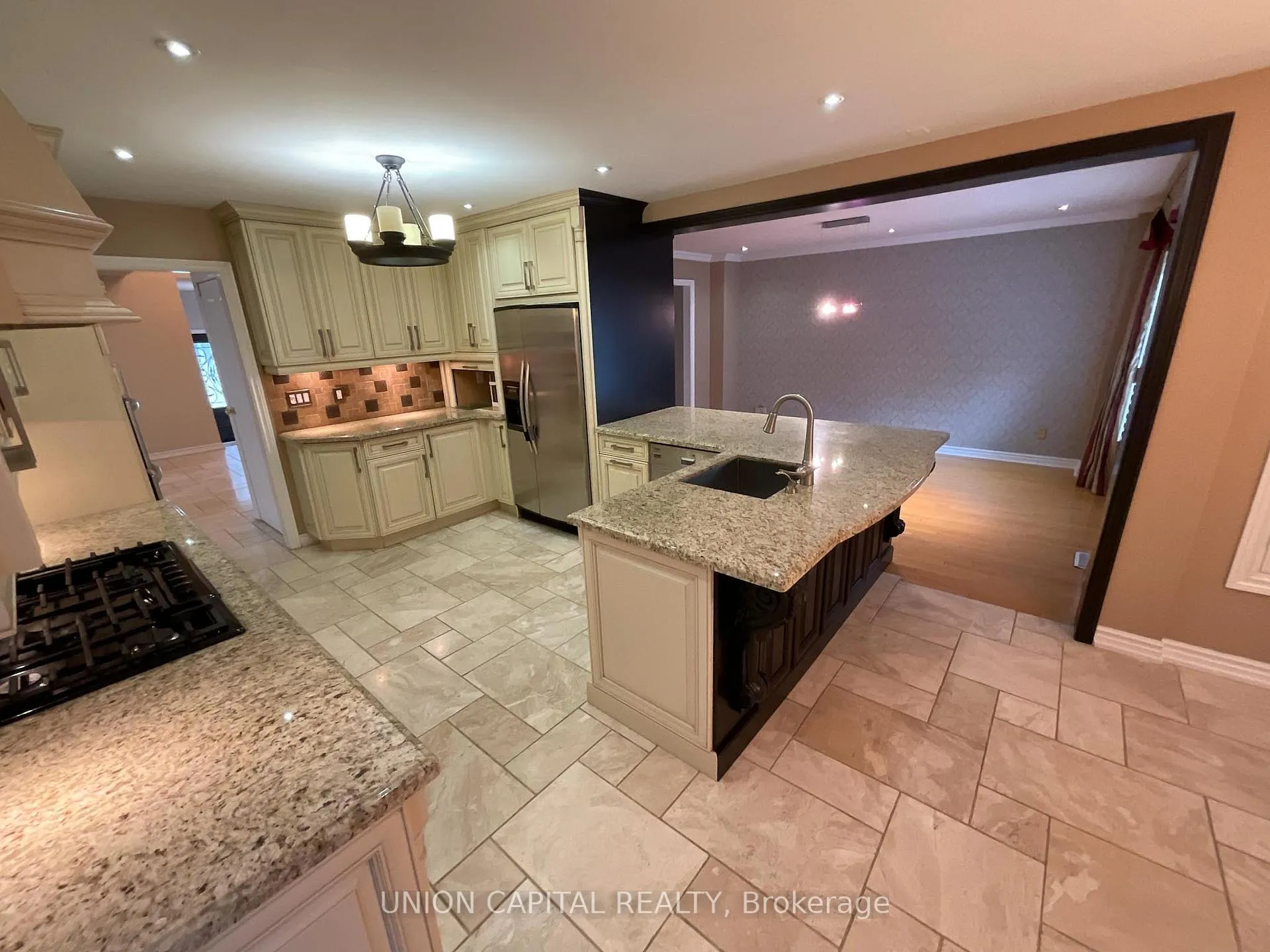 Photo 12 of 60 Brooklyn Crescent, Markham, Markville — HOMEH