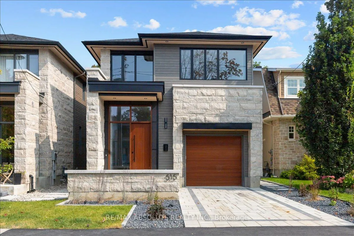 Front of 515 Roosevelt Avenue