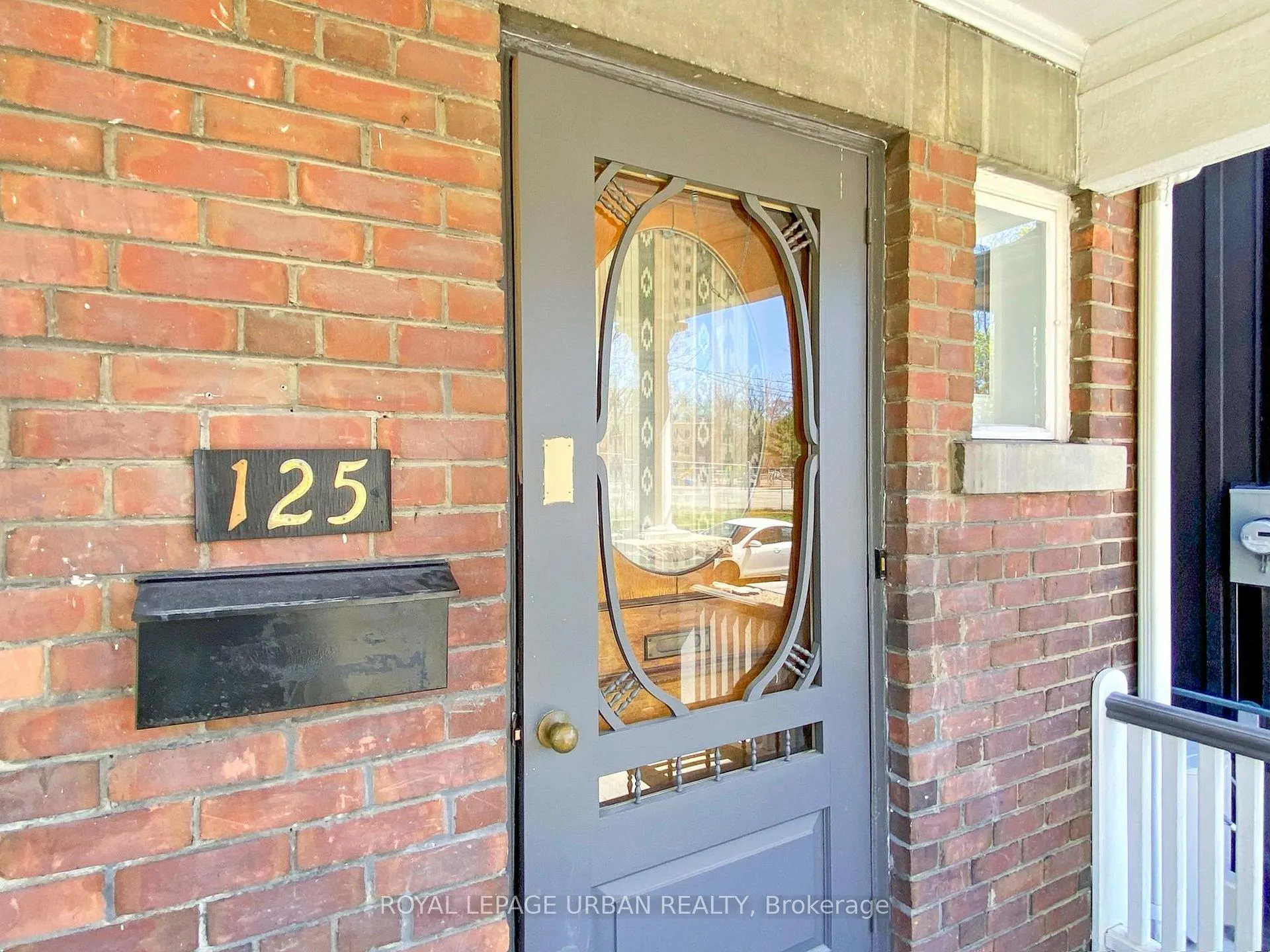 Photo 4 of 125 Chester Avenue, Toronto, Playter Estates-Danforth — HOMEH