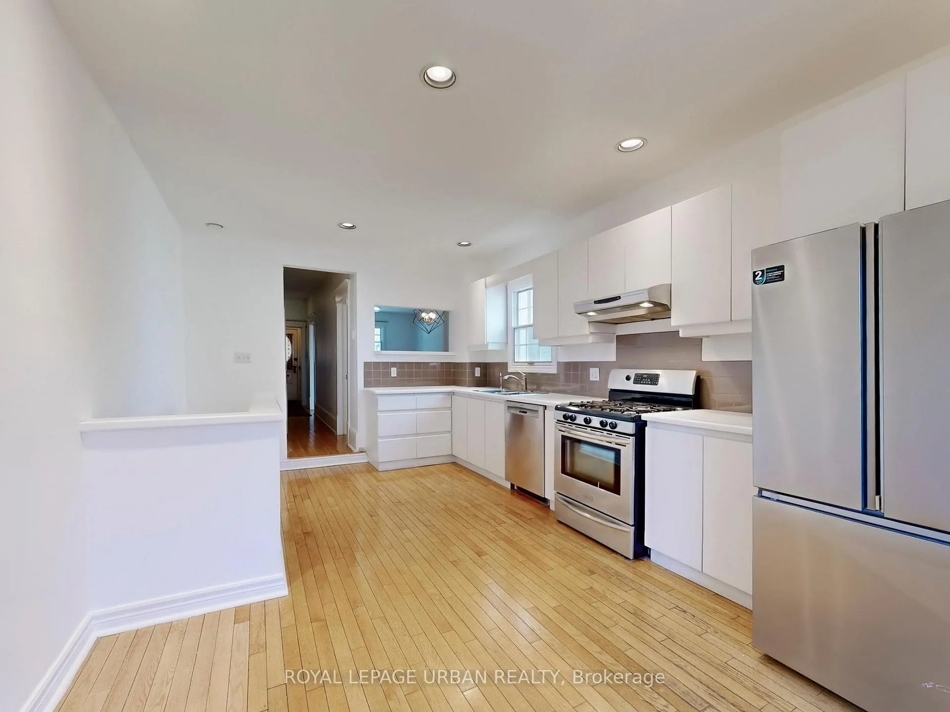 Photo 11 of 125 Chester Avenue, Toronto, Playter Estates-Danforth — HOMEH