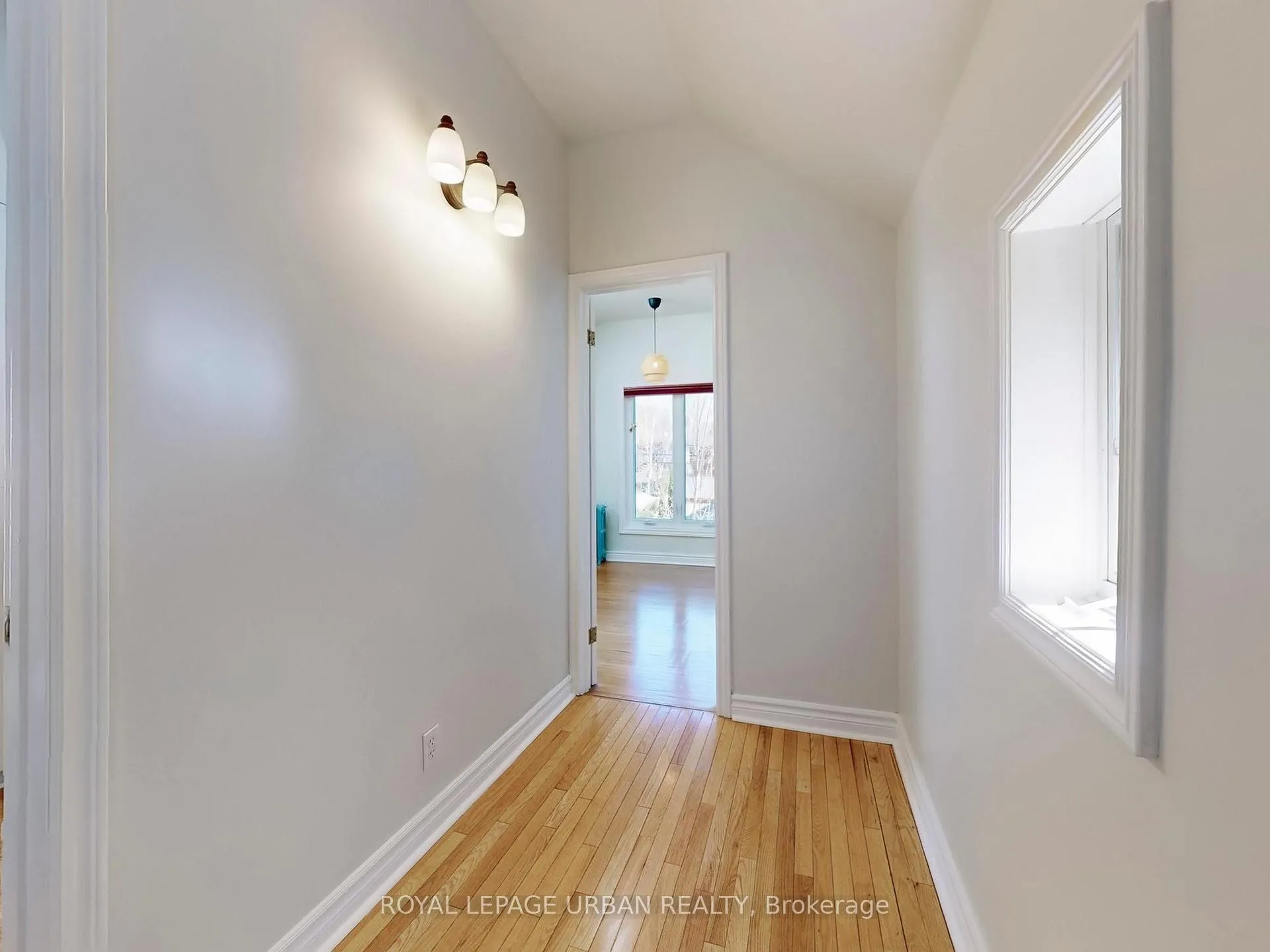 Photo 18 of 125 Chester Avenue, Toronto, Playter Estates-Danforth — HOMEH