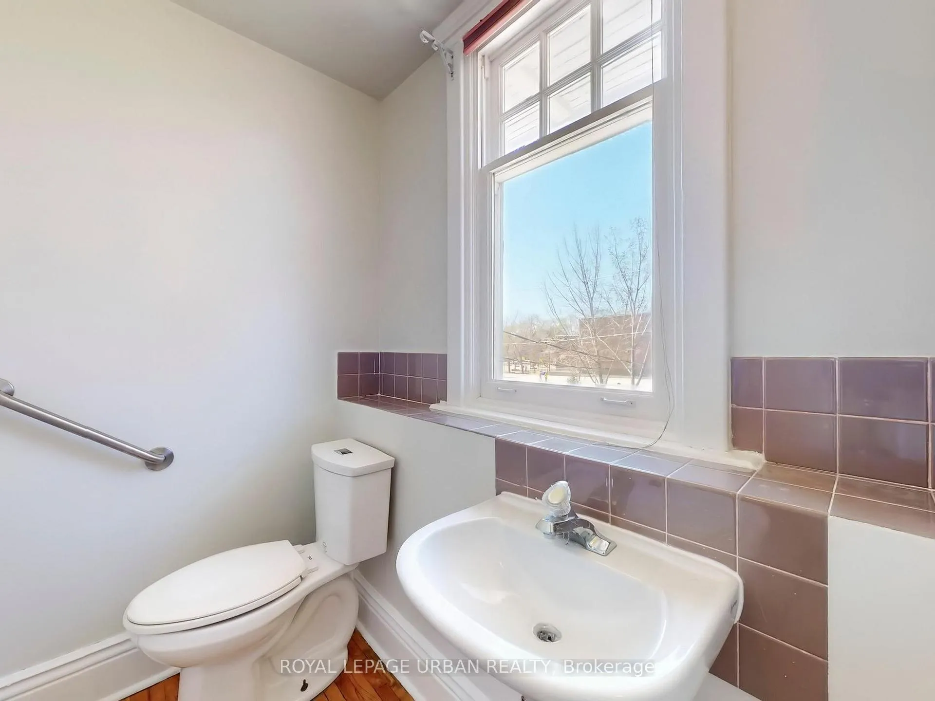 Photo 33 of 125 Chester Avenue, Toronto, Playter Estates-Danforth — HOMEH