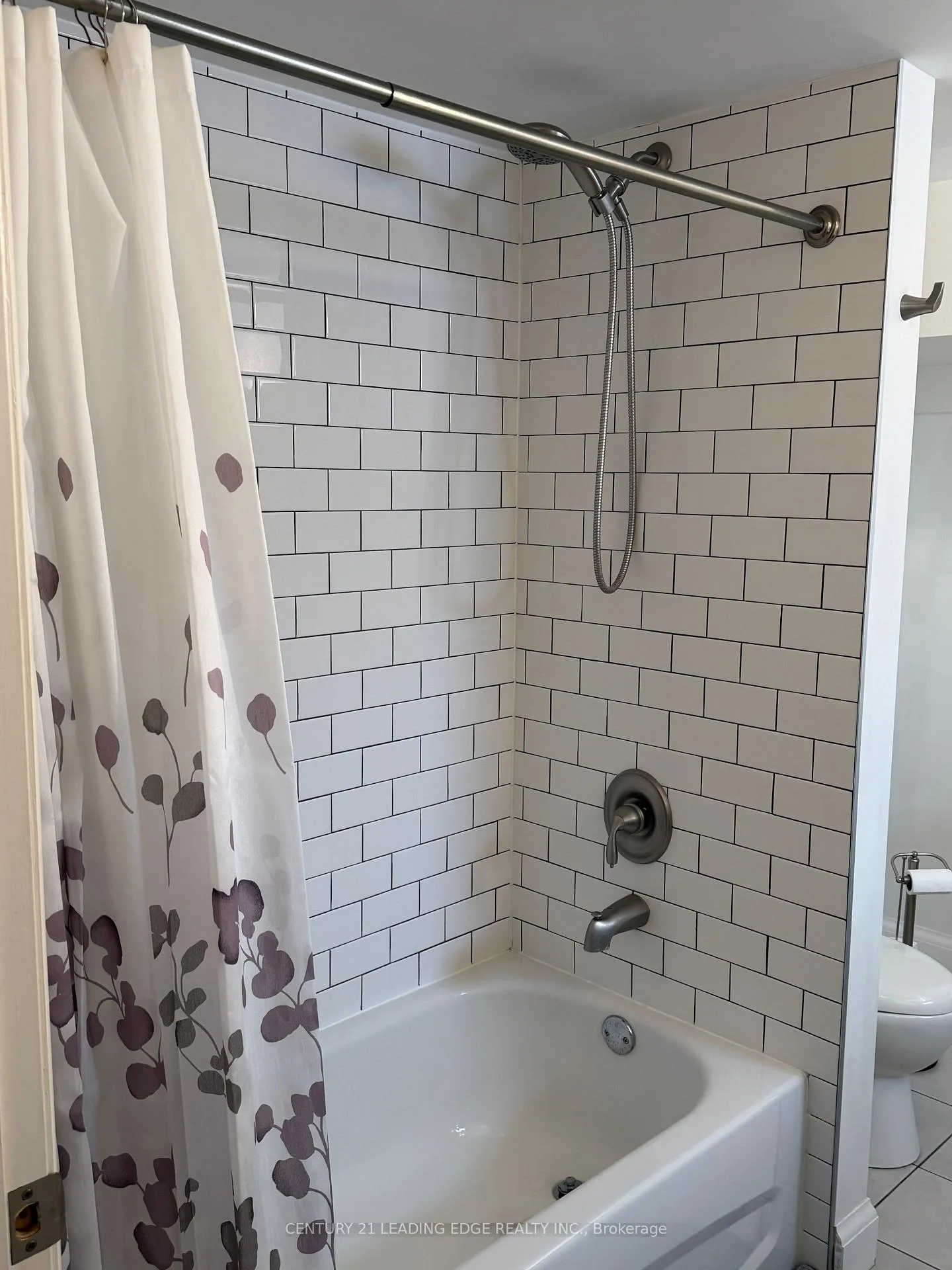 Photo 9 of Unit B, 491 Cosburn Avenue, Toronto, Danforth Village-East York — HOMEH