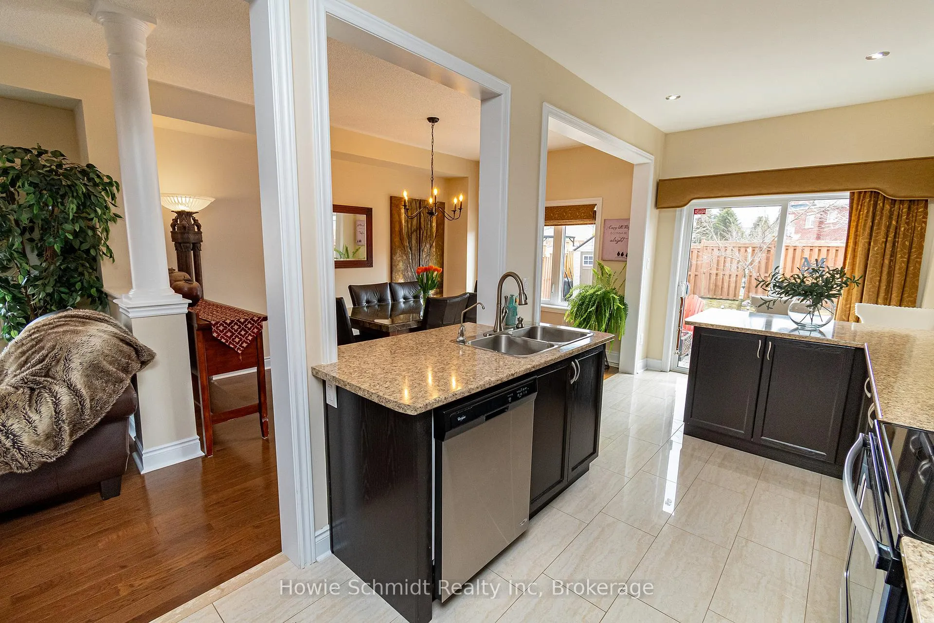 Photo 13 of 67 Forsyth Crescent, Barrie, West Bayfield — HOMEH