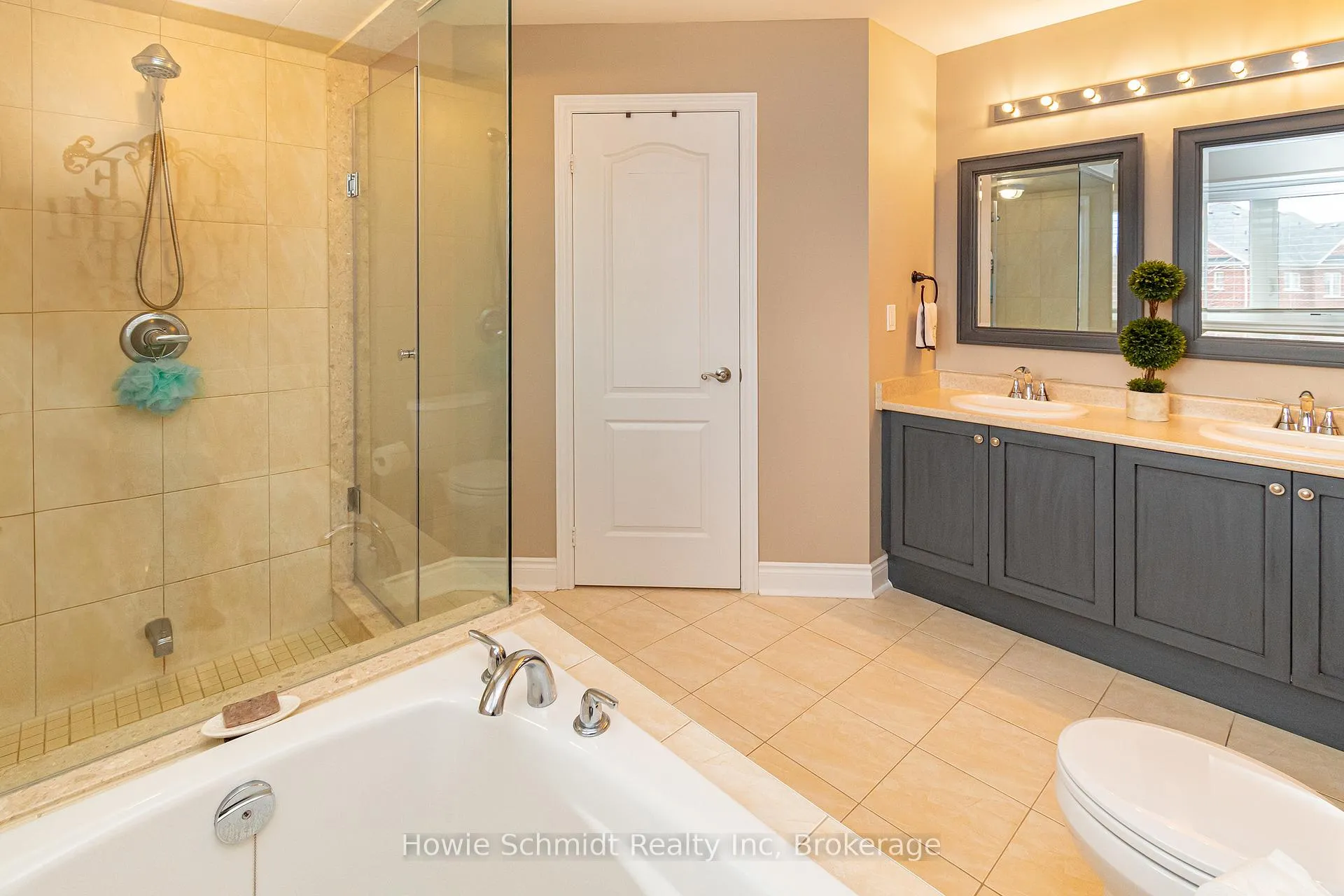 Photo 28 of 67 Forsyth Crescent, Barrie, West Bayfield — HOMEH