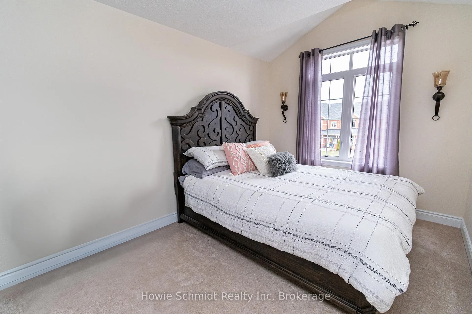 Photo 29 of 67 Forsyth Crescent, Barrie, West Bayfield — HOMEH