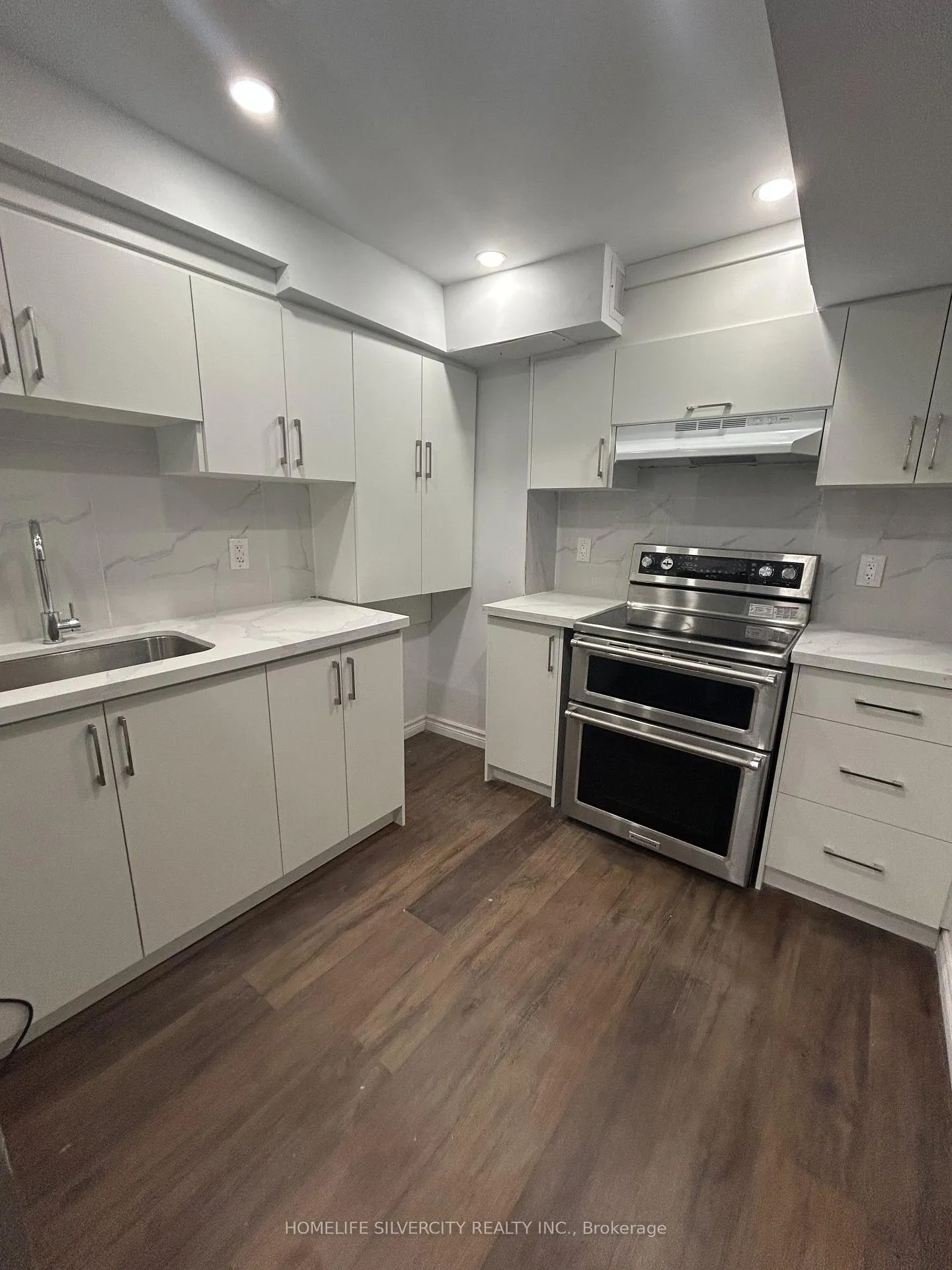Front of Unit Bsmt, 2421 Dress Circle Crescent