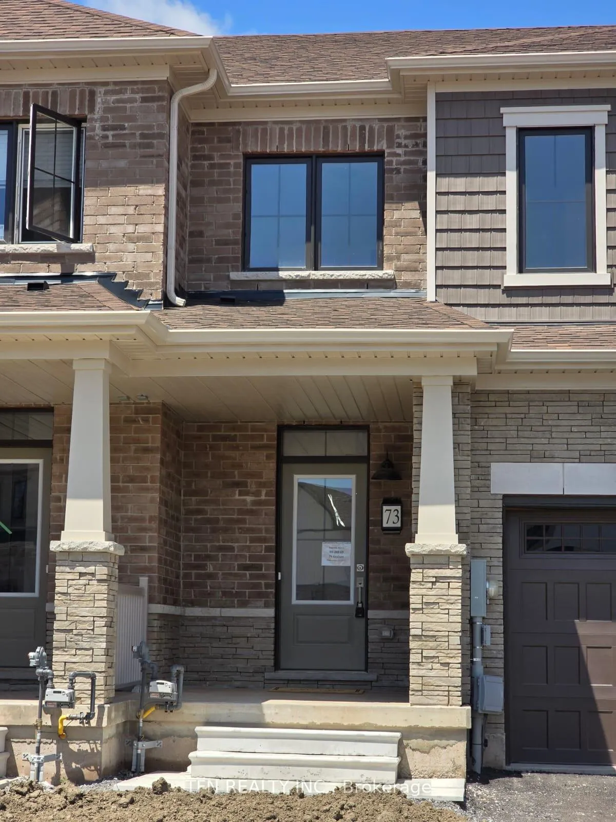 Photo 2 of 73 Keelson Street, Welland, Dain City — HOMEH
