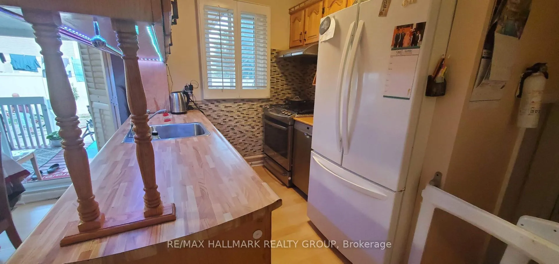 Photo 8 of 658 Dan Avenue, Ottawa, Cyrville — HOMEH