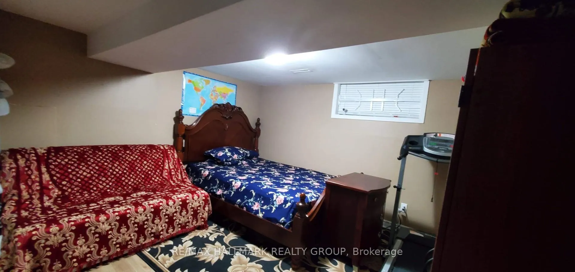 Photo 15 of 658 Dan Avenue, Ottawa, Cyrville — HOMEH