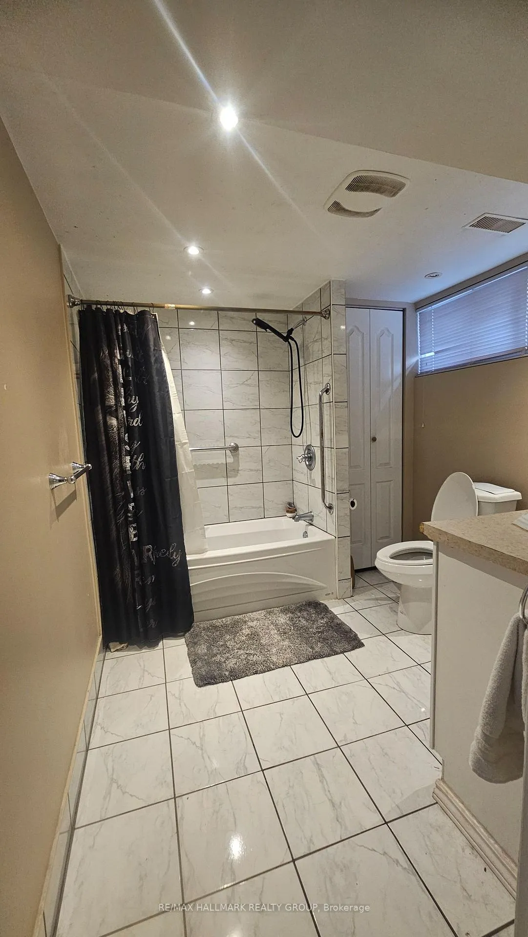 Photo 17 of 658 Dan Avenue, Ottawa, Cyrville — HOMEH