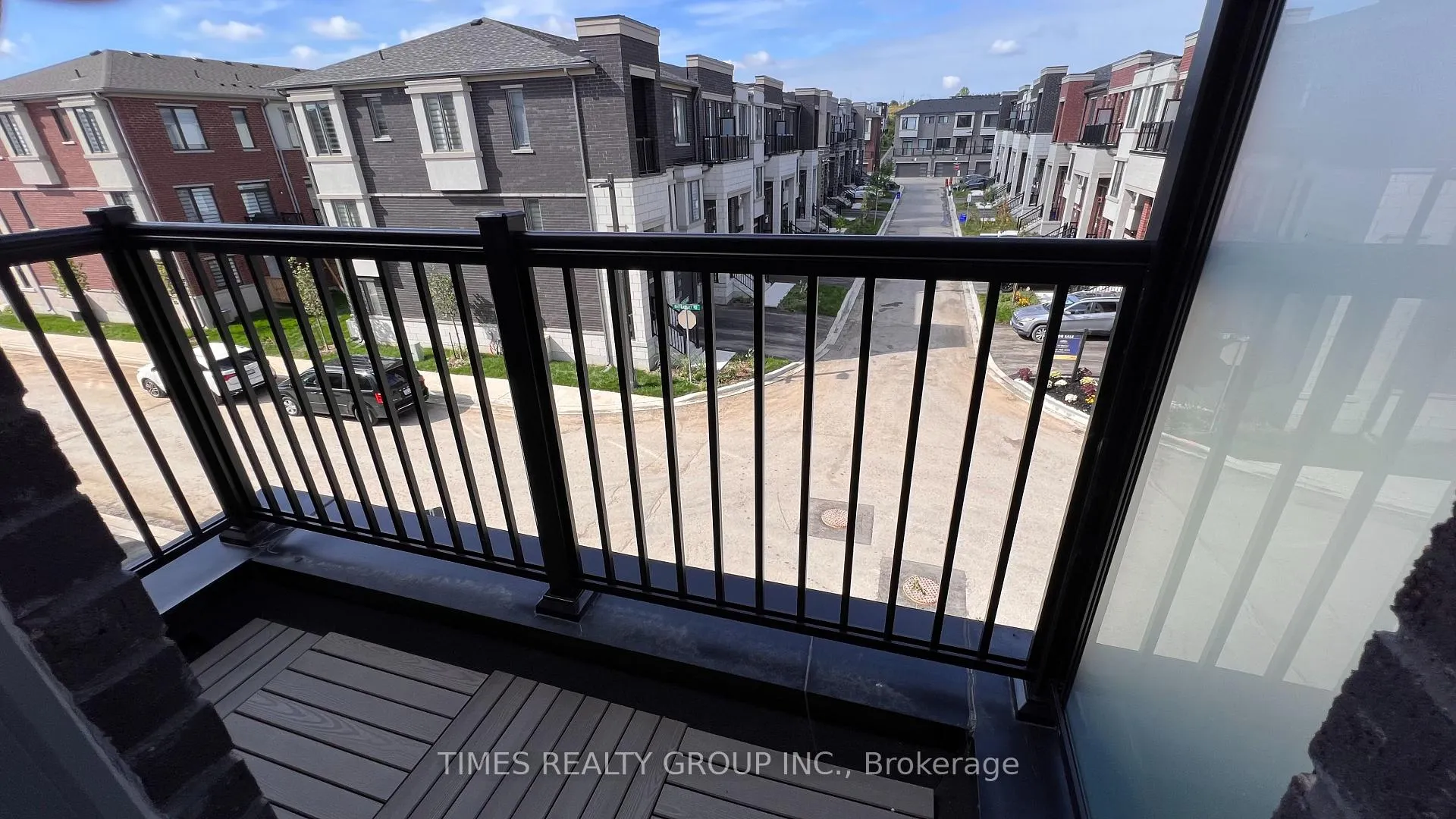 Photo 17 of 45 Rattenbury Road, Vaughan, Patterson — HOMEH
