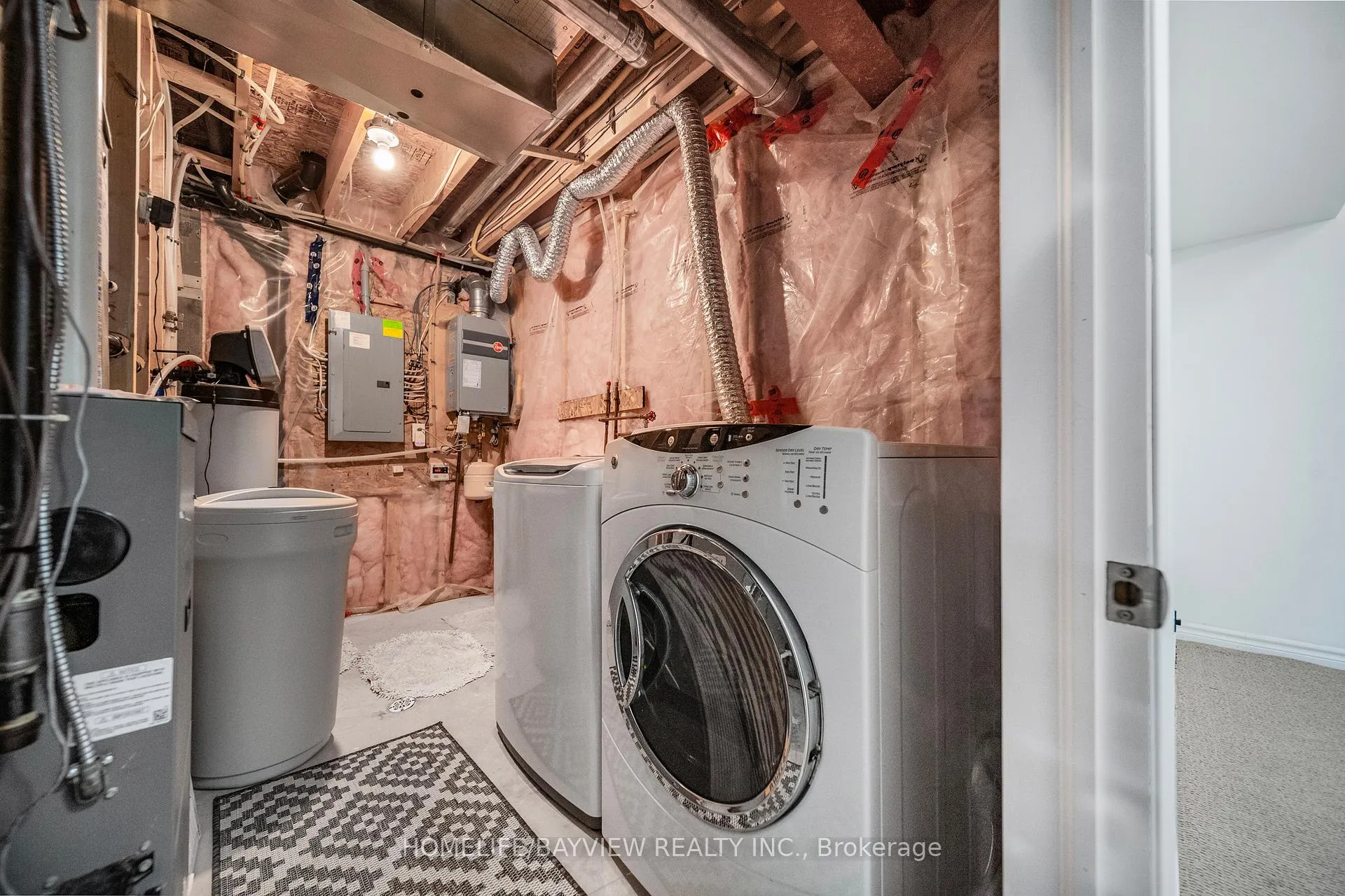 Photo 19 of 920 Dunblane Court, Kitchener, Huron Park — HOMEH