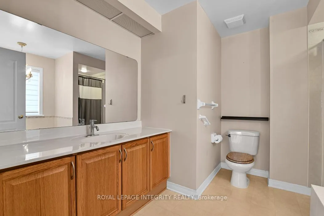 Photo 11 of 49 Sai Crescent, Ottawa, Hunt Club Park — HOMEH