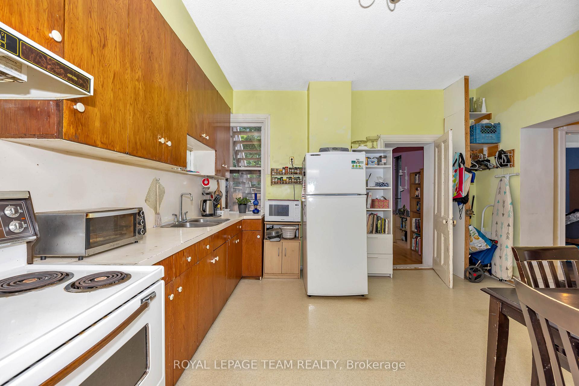 Photo 8 of 52 Lees Avenue, Ottawa, Ottawa East — HOMEH