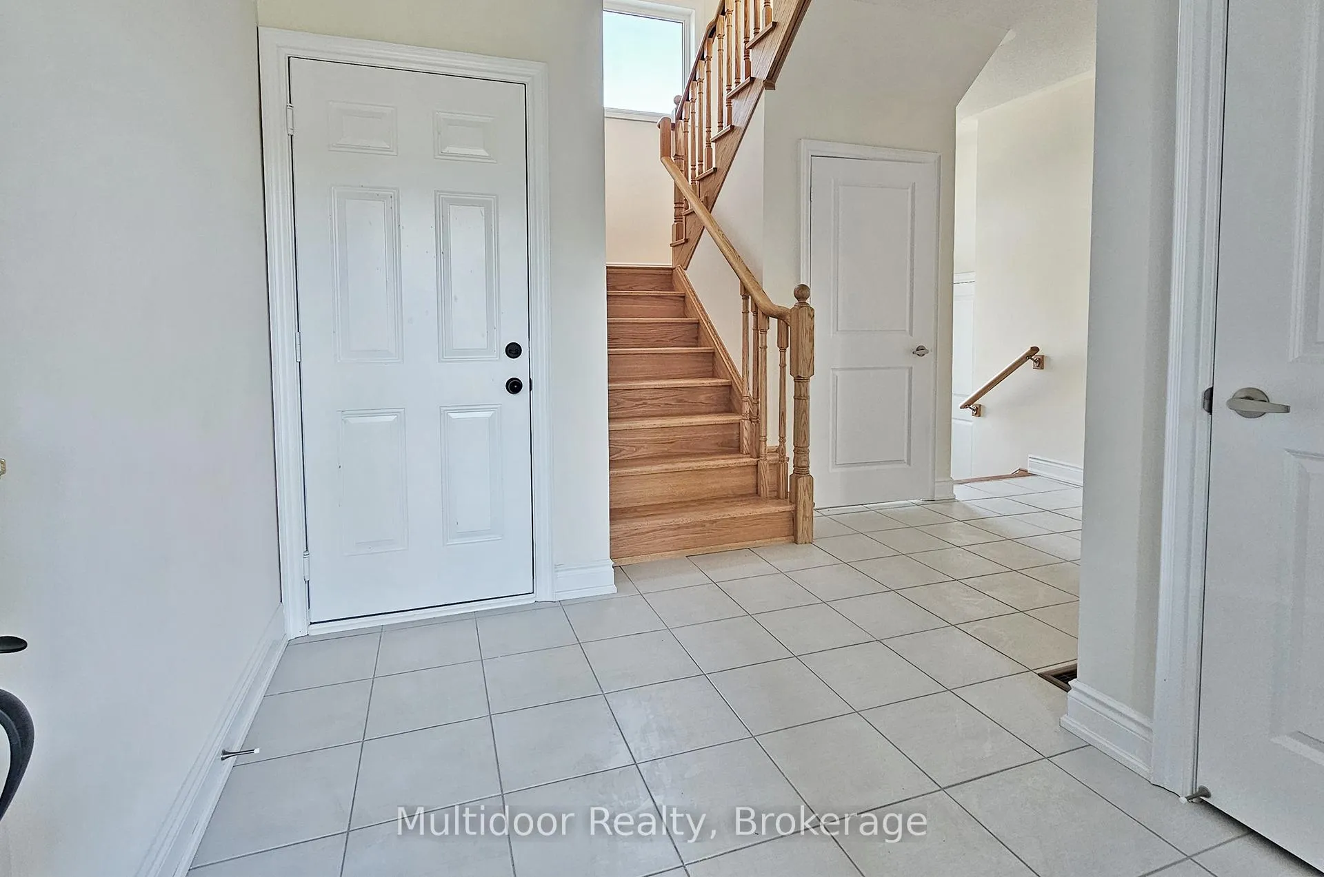 Photo 2 of 151 Tennant Circle, Vaughan, Vellore Village — HOMEH