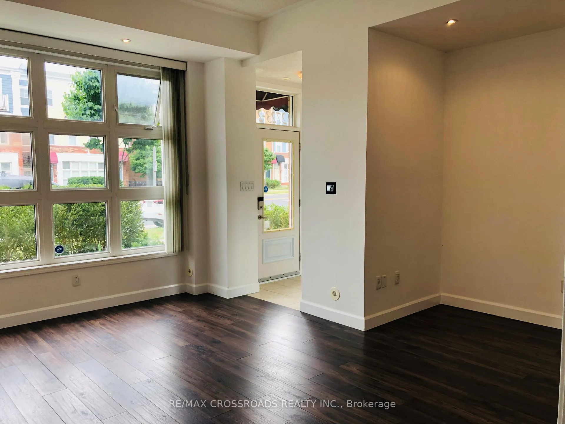 Photo 2 of Unit 2, 2723 Bur Oak Avenue, Markham, Cornell — HOMEH