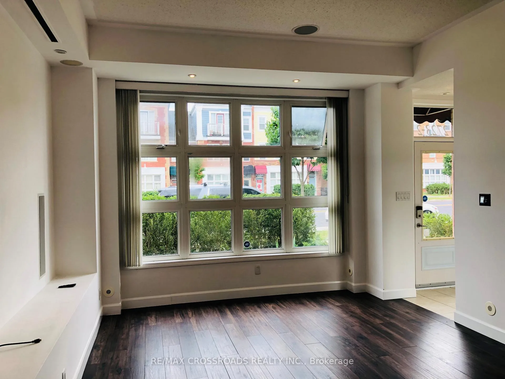 Photo 4 of Unit 2, 2723 Bur Oak Avenue, Markham, Cornell — HOMEH