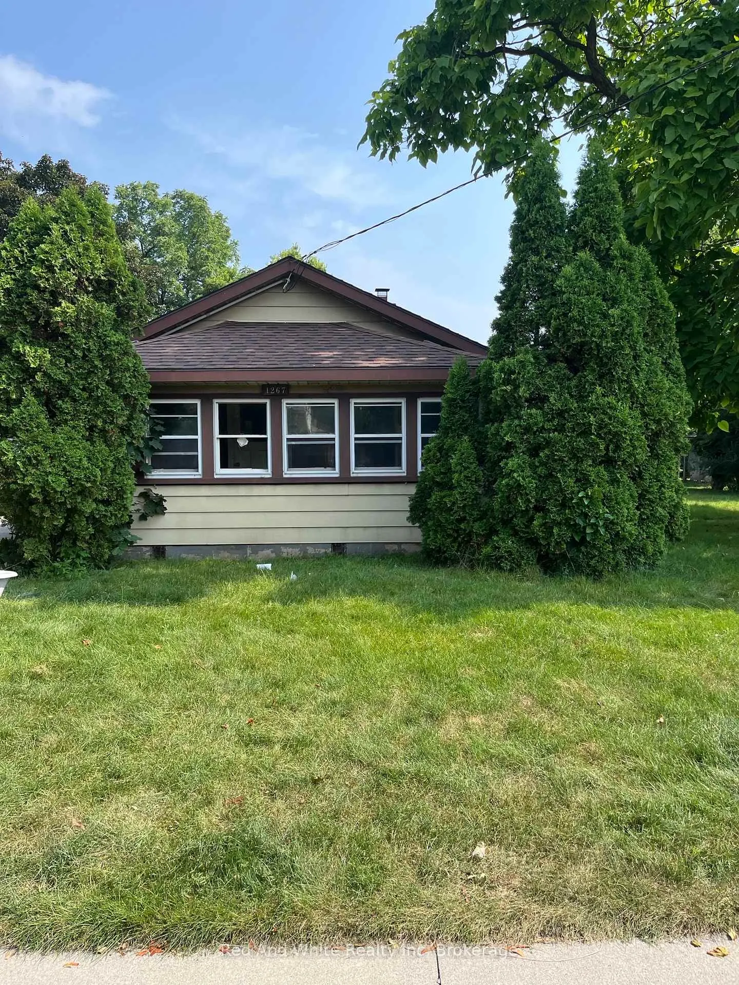 Front of 1267 Hamilton Street