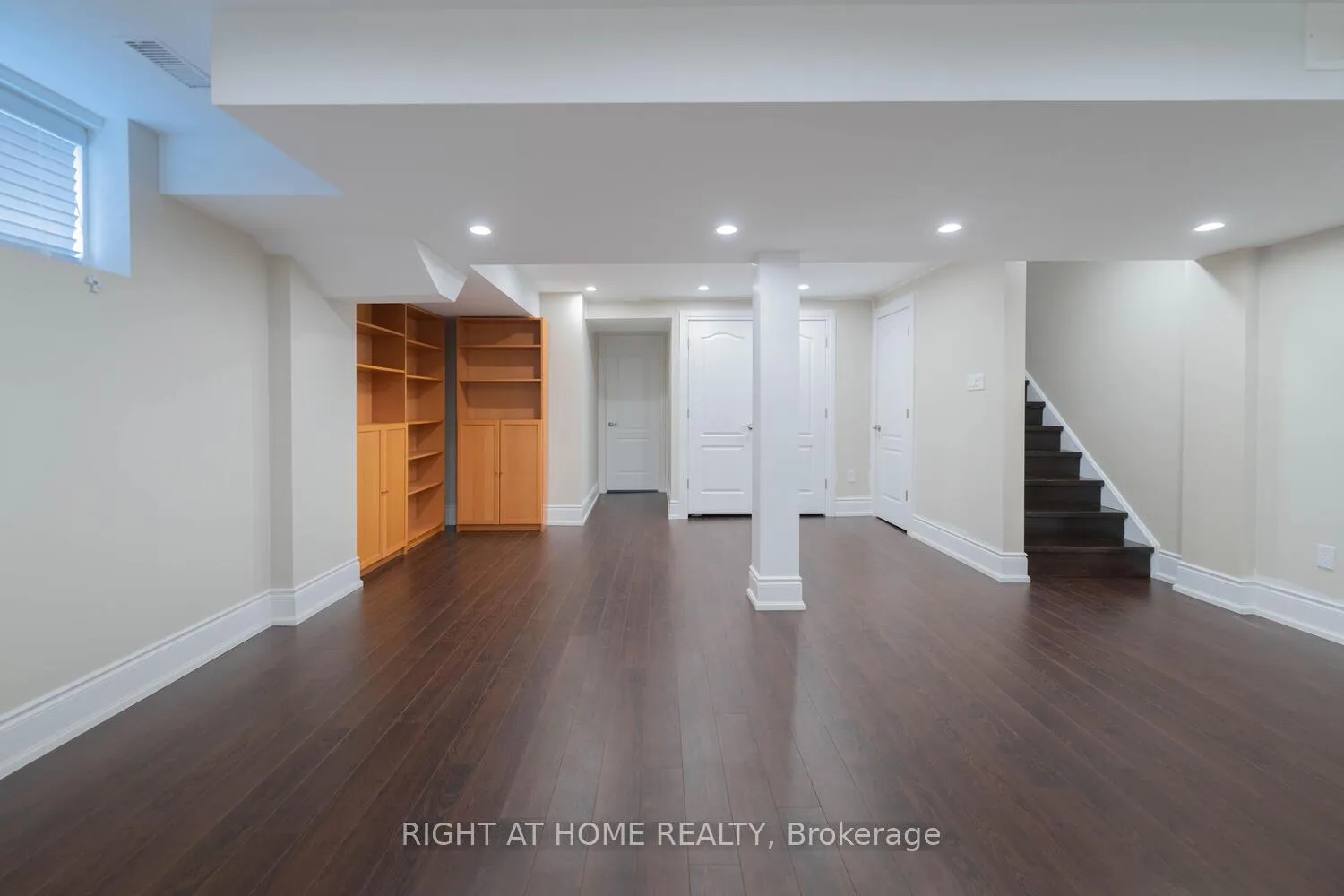 Photo 14 of 19 Ascalon Drive, Vaughan, Patterson — HOMEH