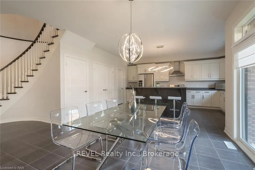 Photo 15 of 359 Silverwood Avenue, Welland, Coyle Creek — HOMEH