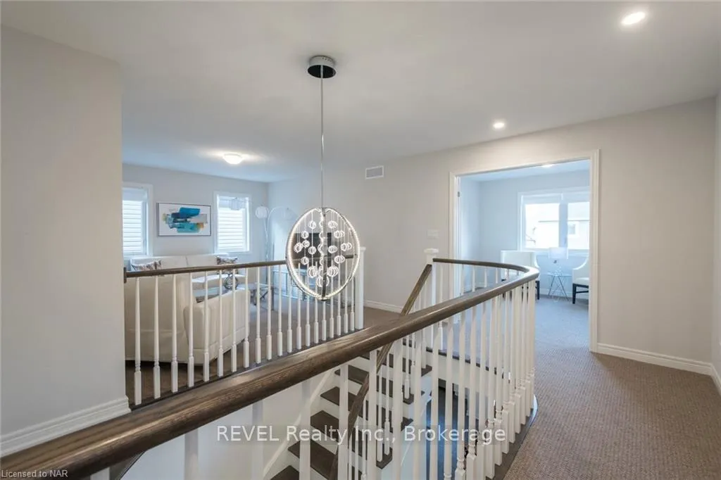 Photo 32 of 359 Silverwood Avenue, Welland, Coyle Creek — HOMEH