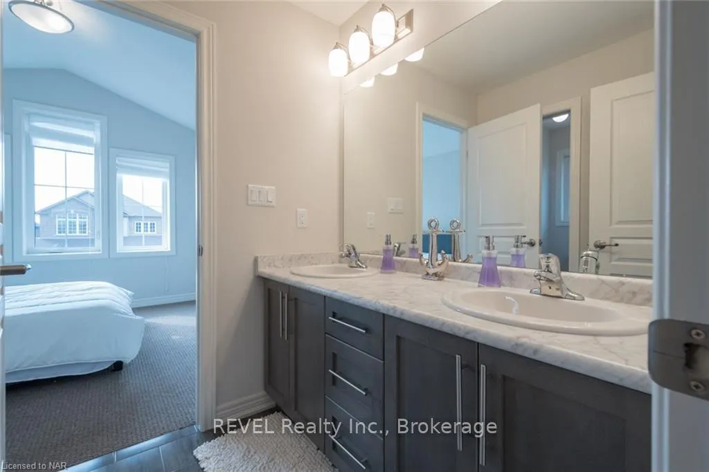 Photo 44 of 359 Silverwood Avenue, Welland, Coyle Creek — HOMEH