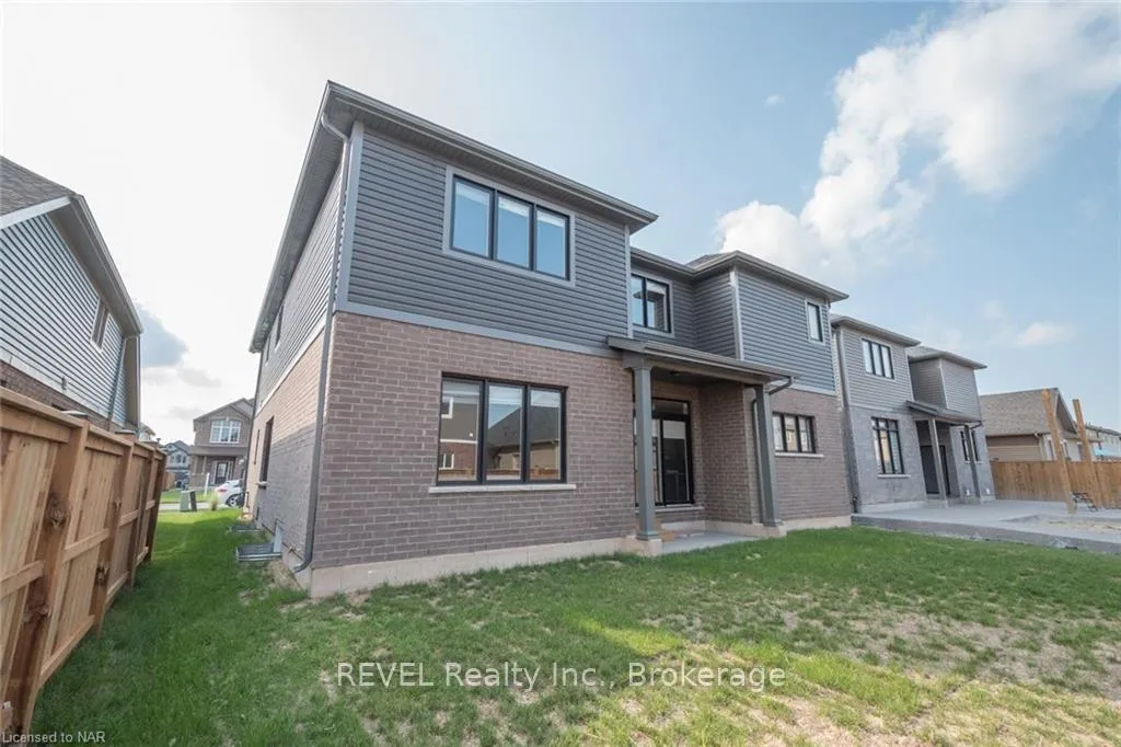 Photo 47 of 359 Silverwood Avenue, Welland, Coyle Creek — HOMEH