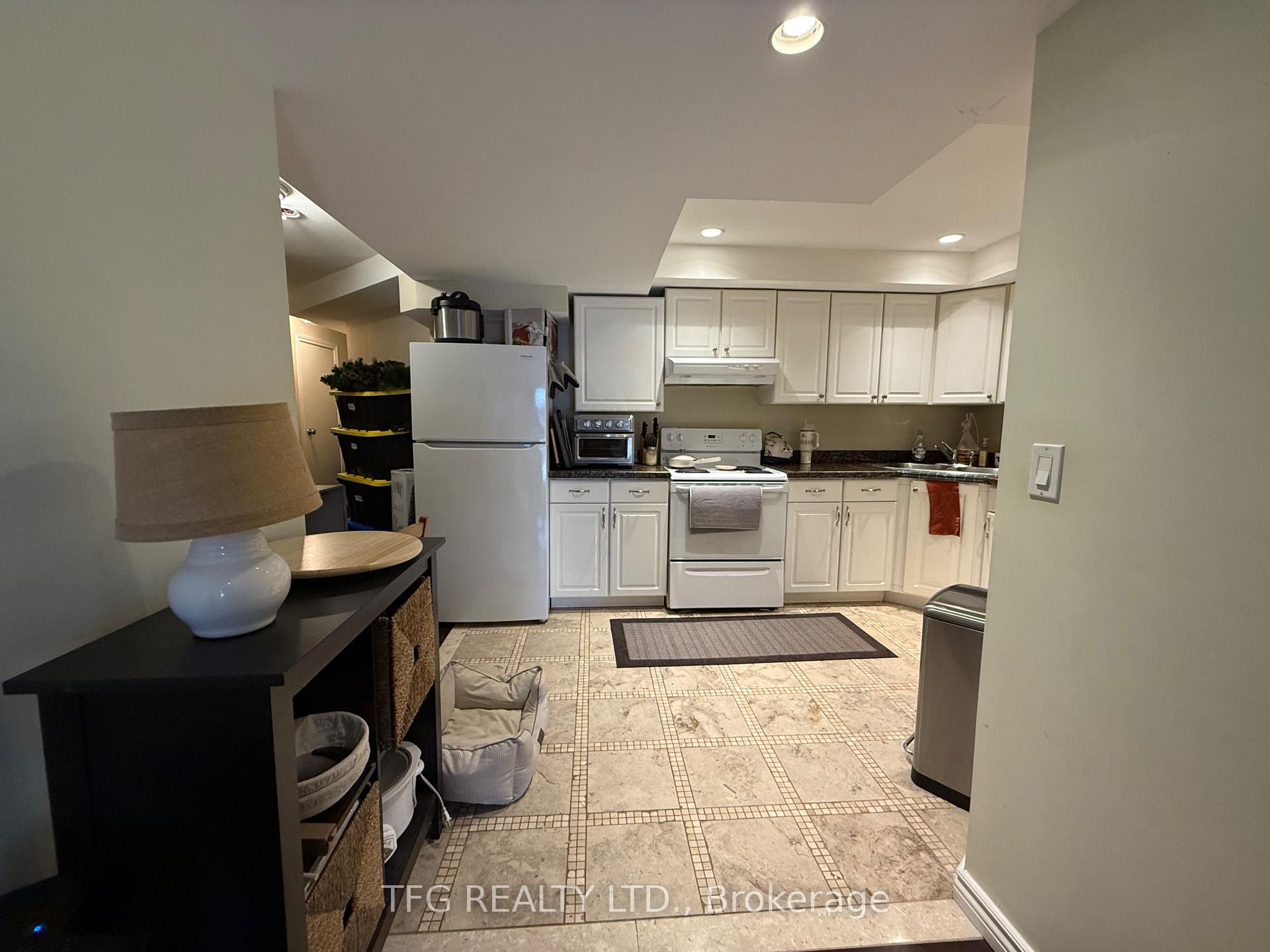 Photo 10 of Unit Lower, 47 Aylesworth Avenue, Clarington, Courtice — HOMEH