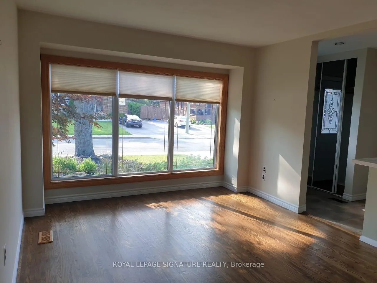 Photo 7 of 207 West 33rd St Street, Hamilton, Westcliffe — HOMEH