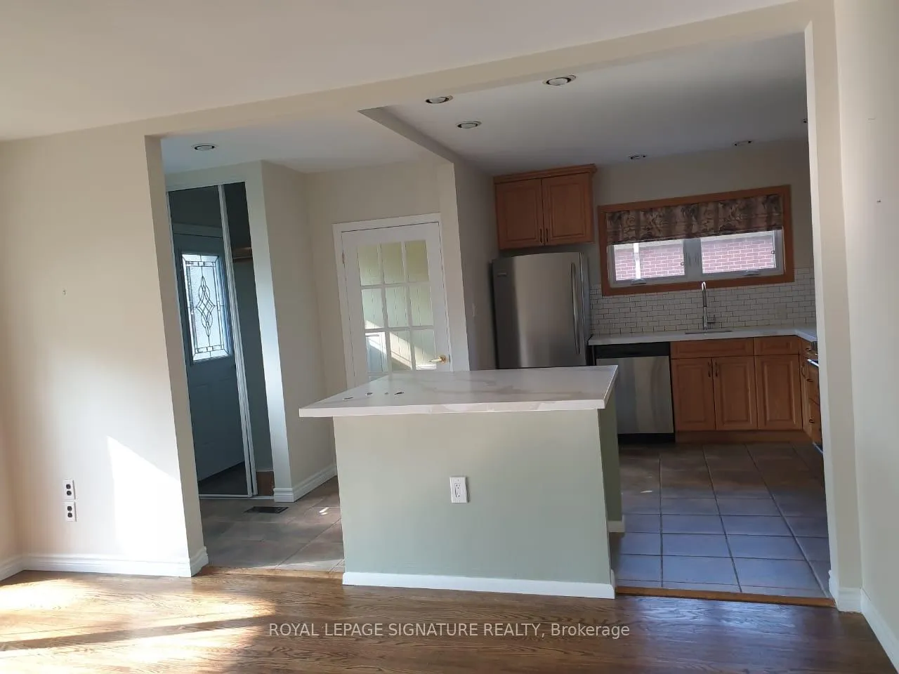 Photo 9 of 207 West 33rd St Street, Hamilton, Westcliffe — HOMEH