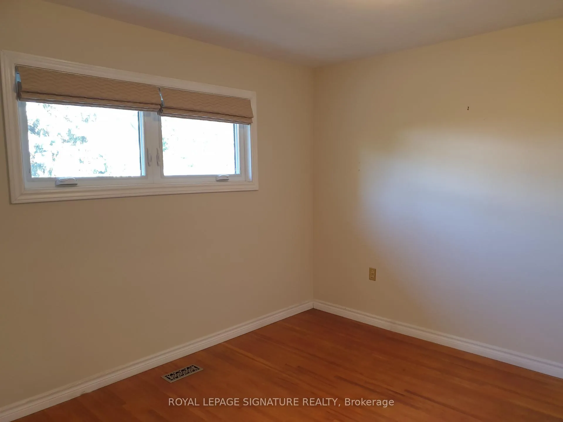Photo 11 of 207 West 33rd St Street, Hamilton, Westcliffe — HOMEH
