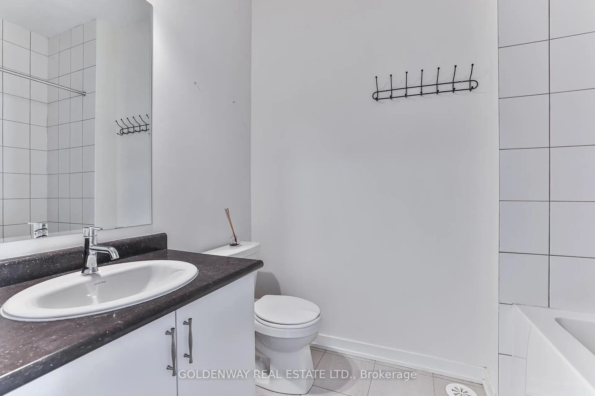 Photo 10 of 31 Wuhan Lane, Markham, Wismer — HOMEH