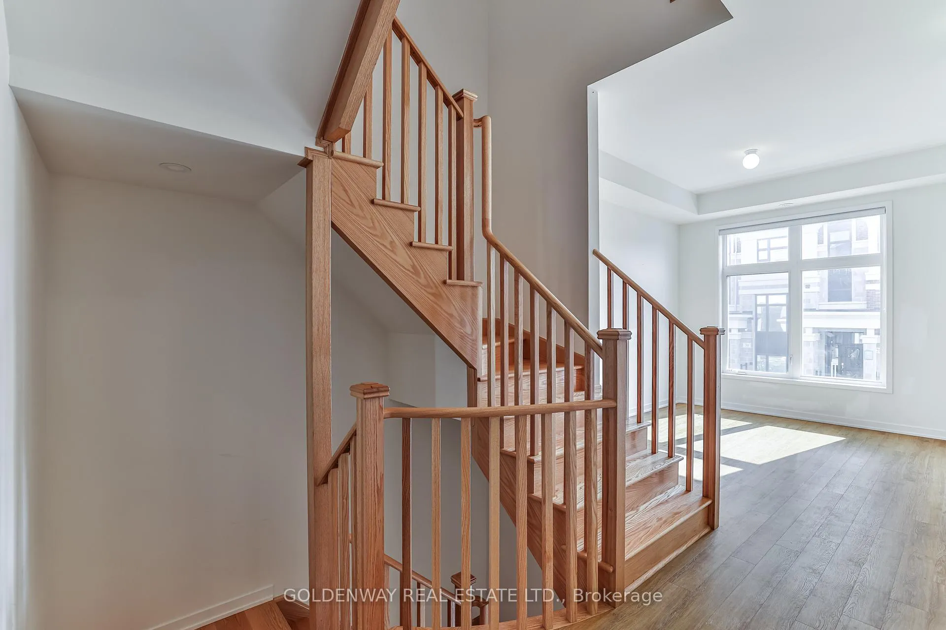 Photo 18 of 31 Wuhan Lane, Markham, Wismer — HOMEH