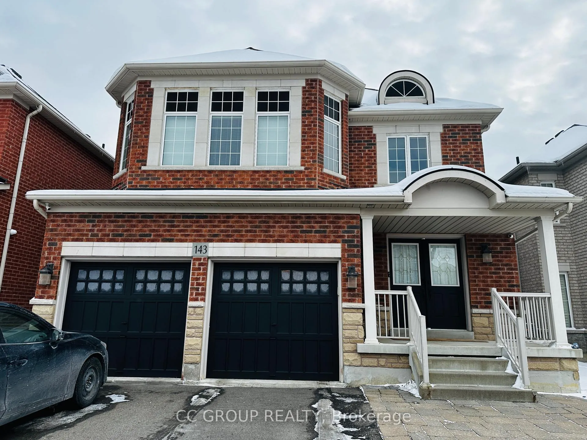 Front of Unit Lower, 143 Shelbourne Drive