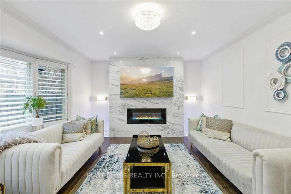 Photo 10 of 19 Ferdinand Avenue, Vaughan, Vellore Village — HOMEH