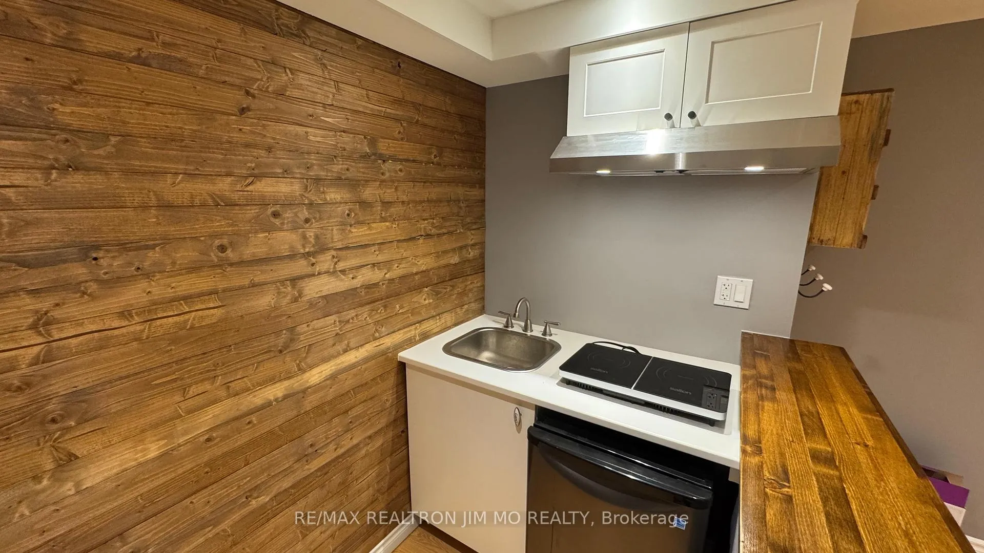 Photo 3 of Unit Basement, 50 Reginald Crescent, Markham, Markham Village — HOMEH