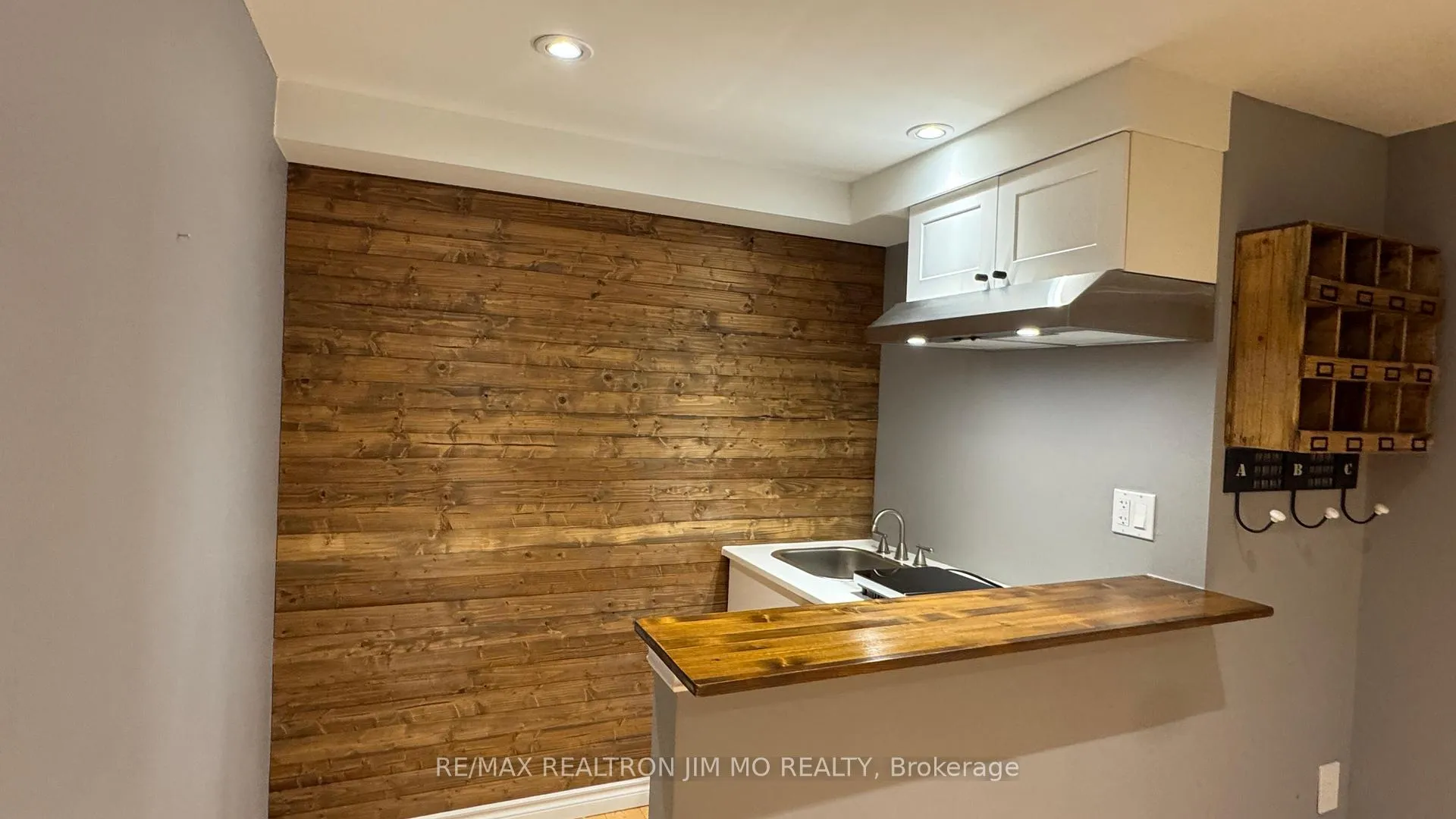 Photo 5 of Unit Basement, 50 Reginald Crescent, Markham, Markham Village — HOMEH
