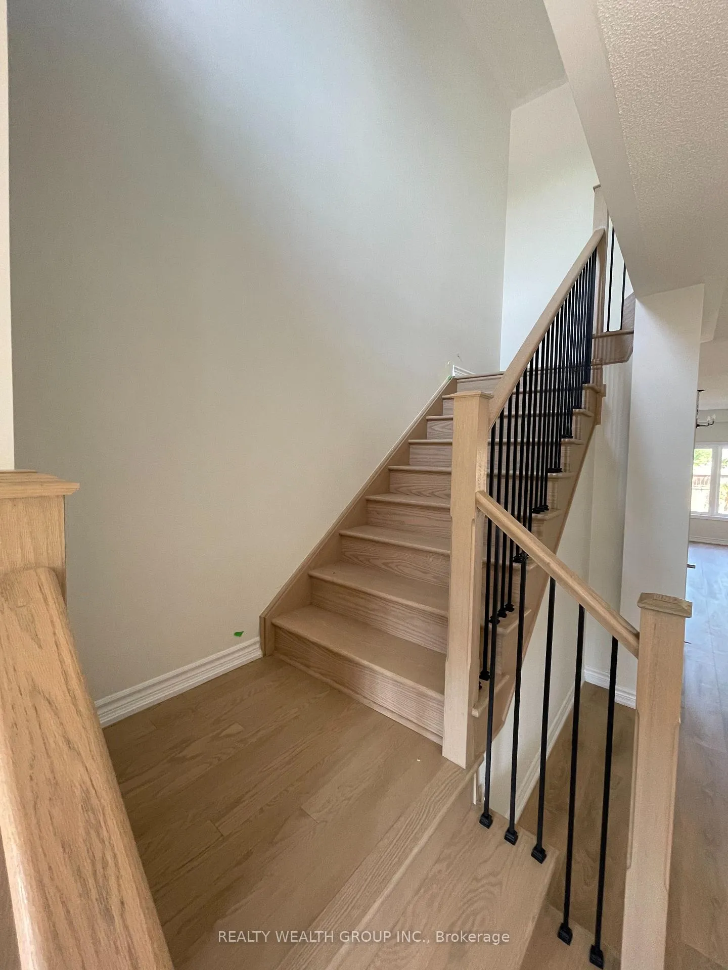 Photo 11 of 26 Tumblewood Place, Welland, Dain City — HOMEH
