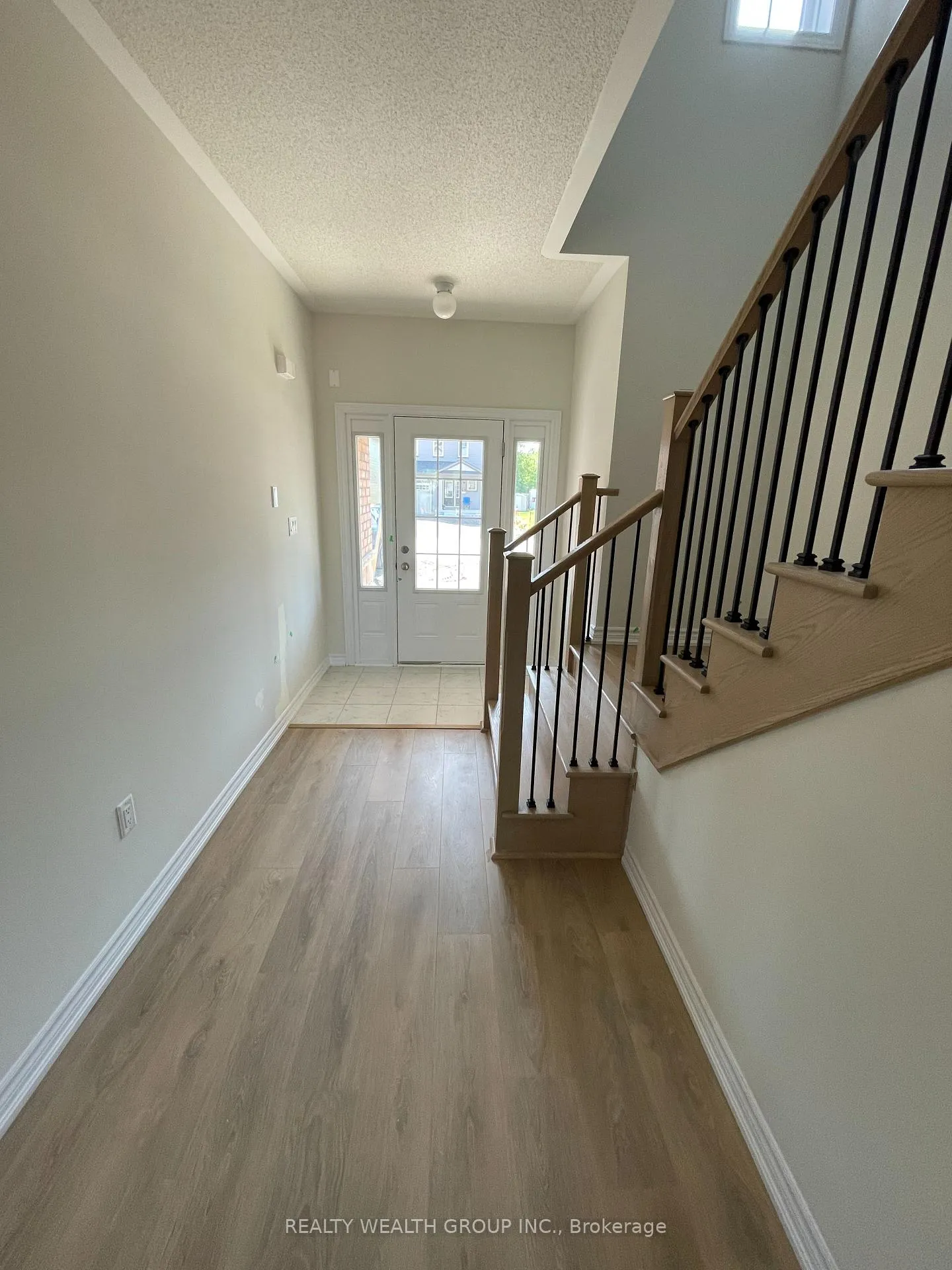 Photo 14 of 26 Tumblewood Place, Welland, Dain City — HOMEH