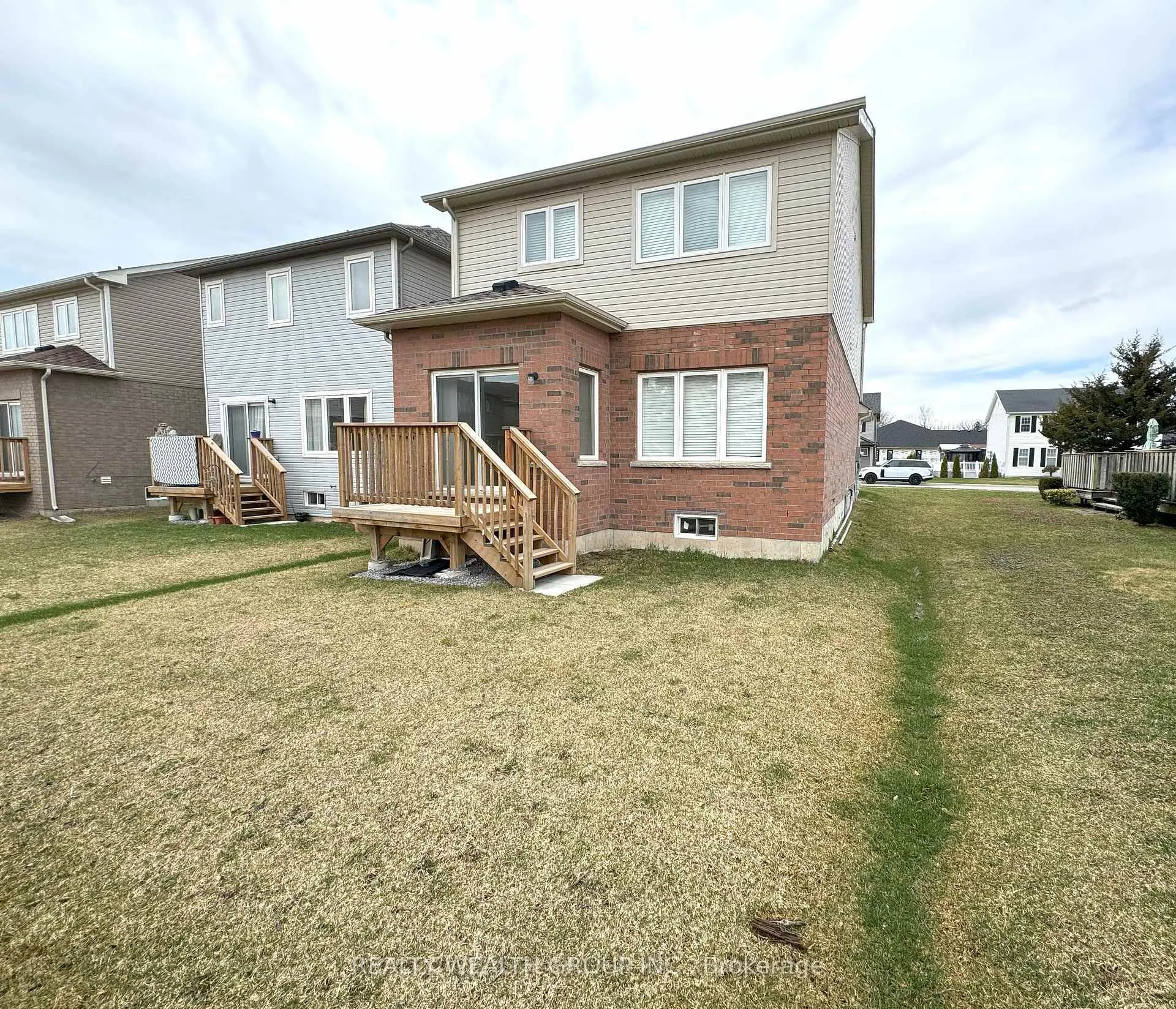 Photo 21 of 26 Tumblewood Place, Welland, Dain City — HOMEH