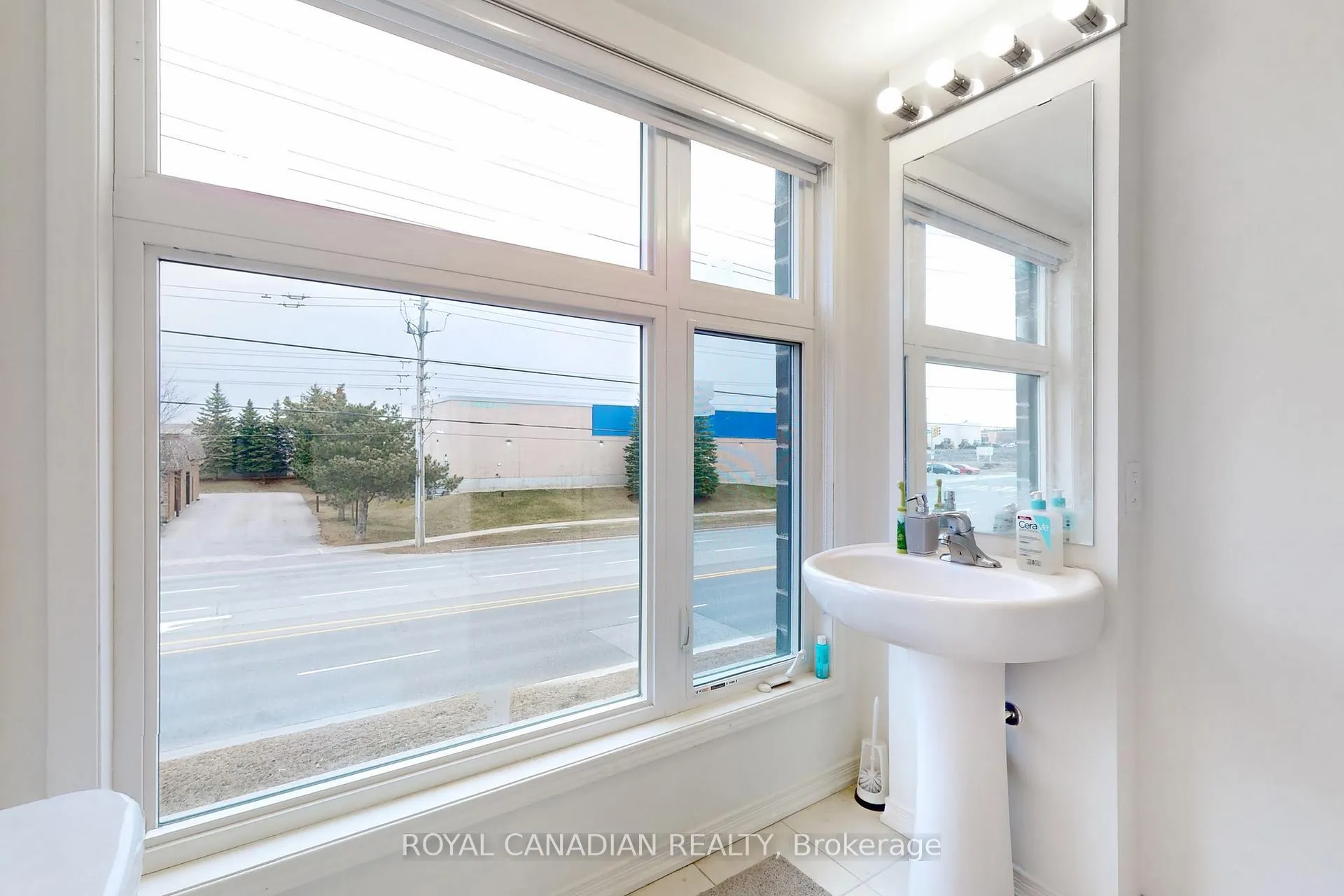 Photo 15 of Unit 56, 1433 Coral Springs Path, Oshawa, Taunton — HOMEH