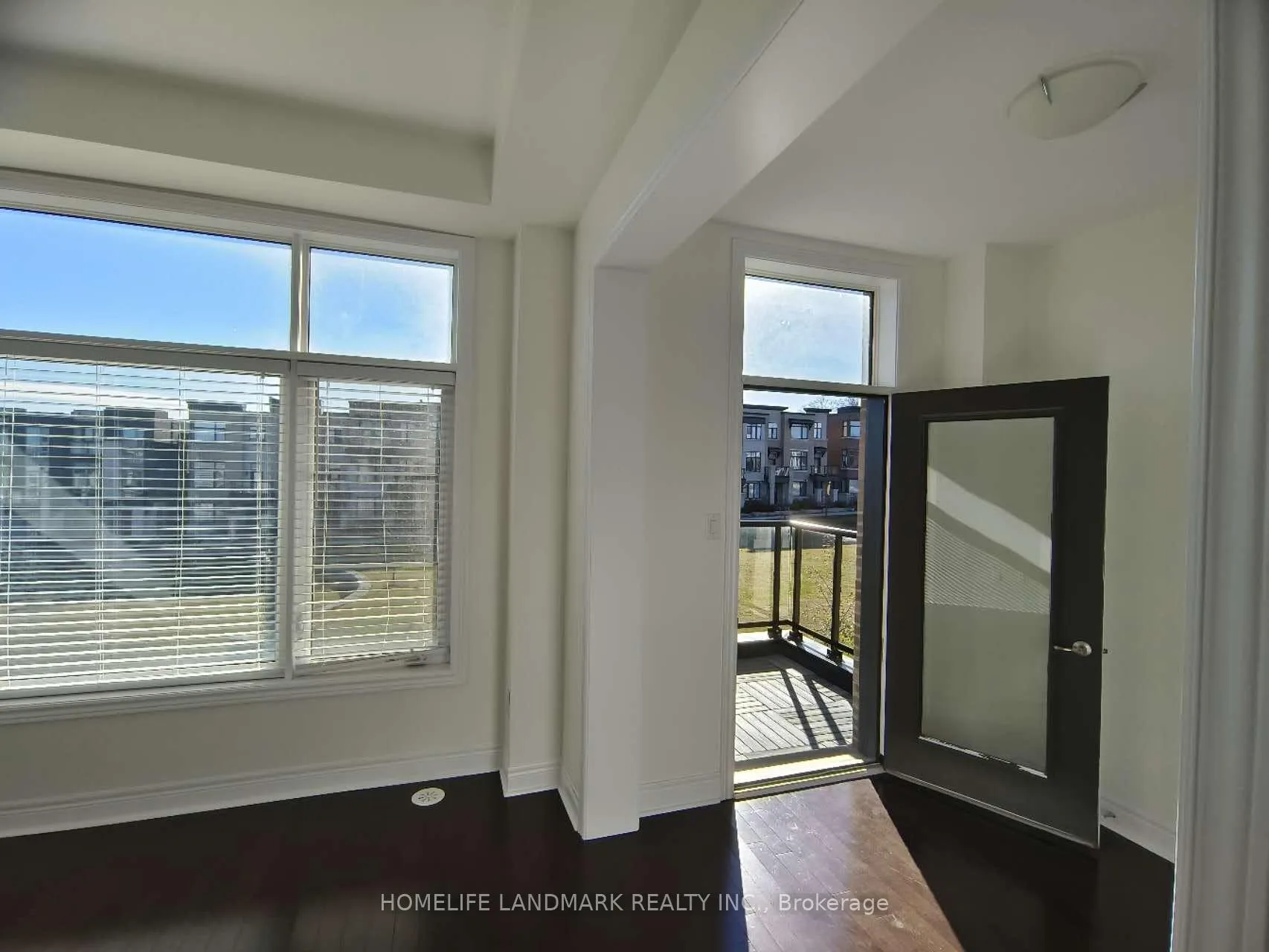 Photo 8 of 21 Adaskin Avenue, Vaughan, Patterson — HOMEH