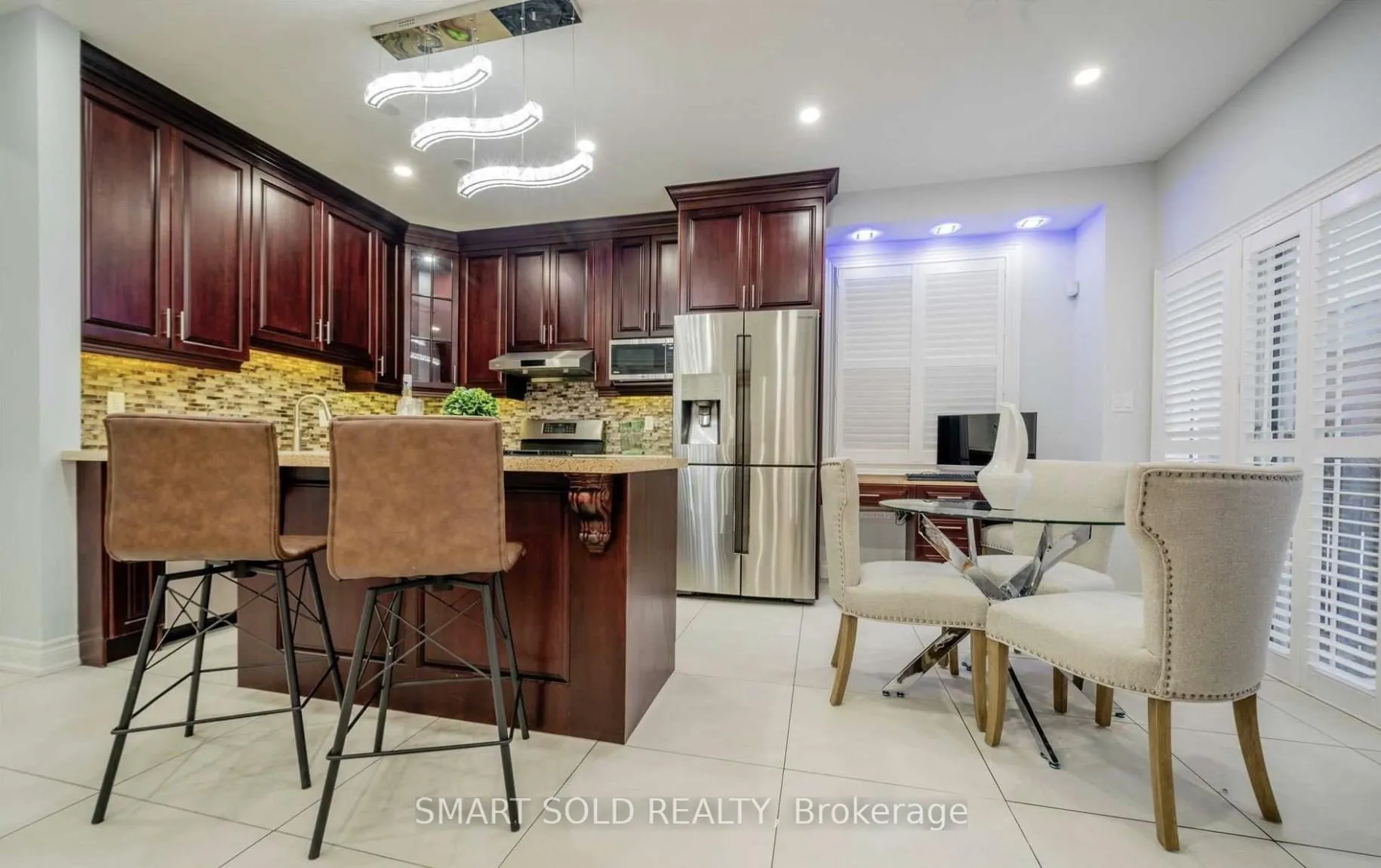 Photo 4 of 111 Park Place Drive, Markham, Greensborough — HOMEH