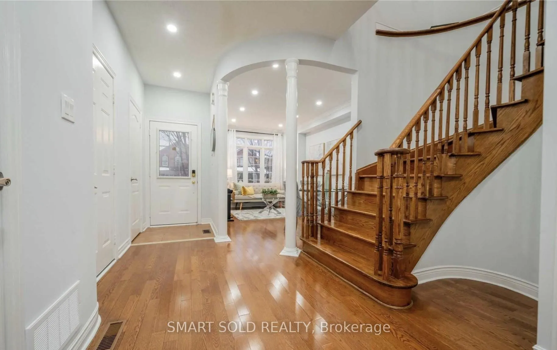 Photo 8 of 111 Park Place Drive, Markham, Greensborough — HOMEH