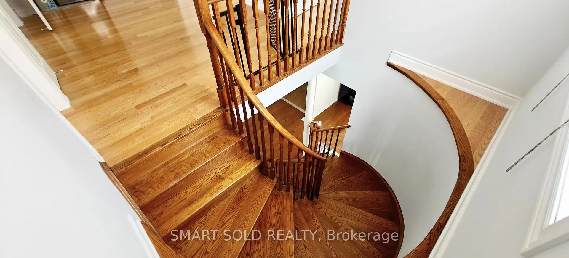Photo 11 of 111 Park Place Drive, Markham, Greensborough — HOMEH