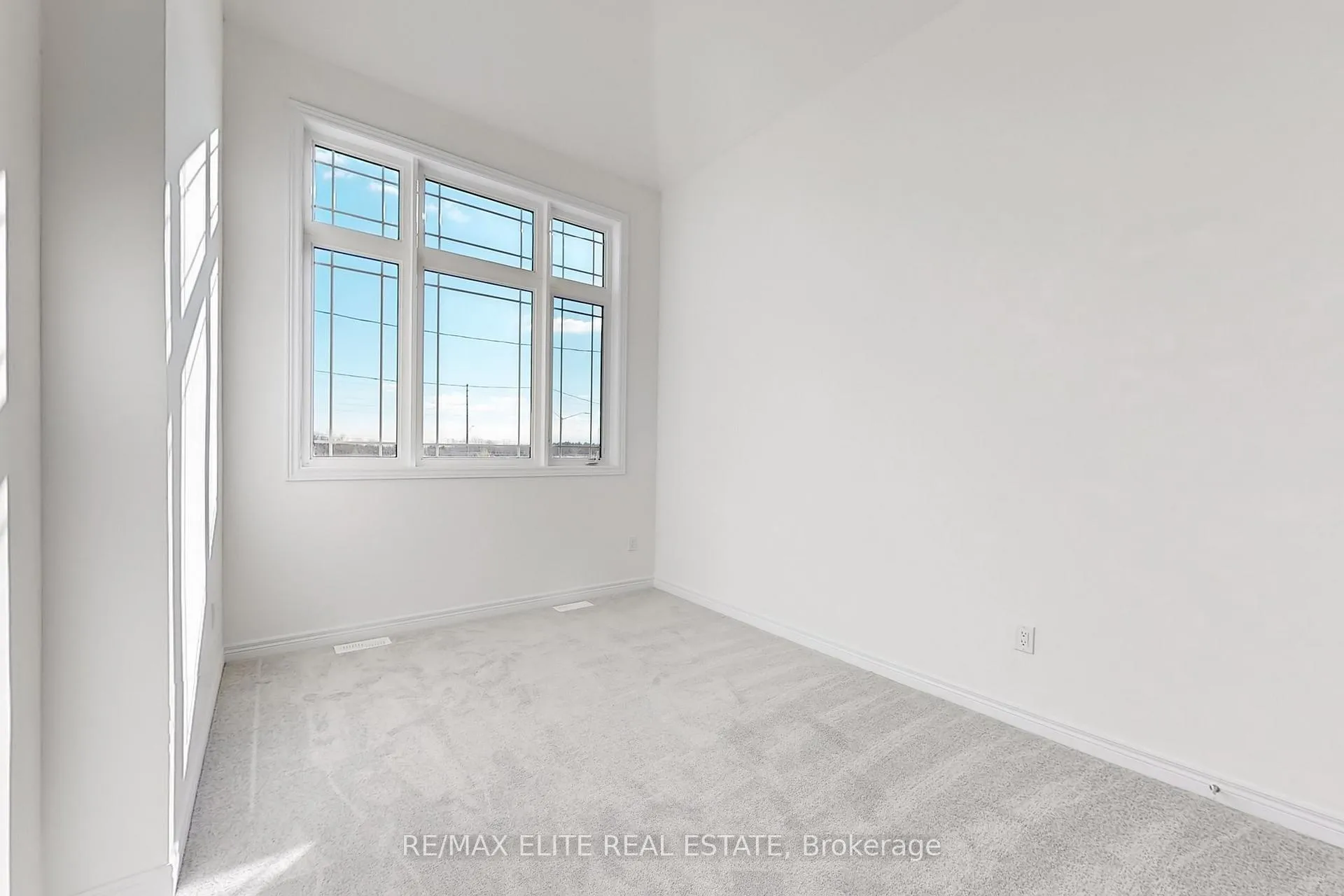 Photo 19 of 1012 Crowsnest Hollow, Pickering, Rural Pickering — HOMEH